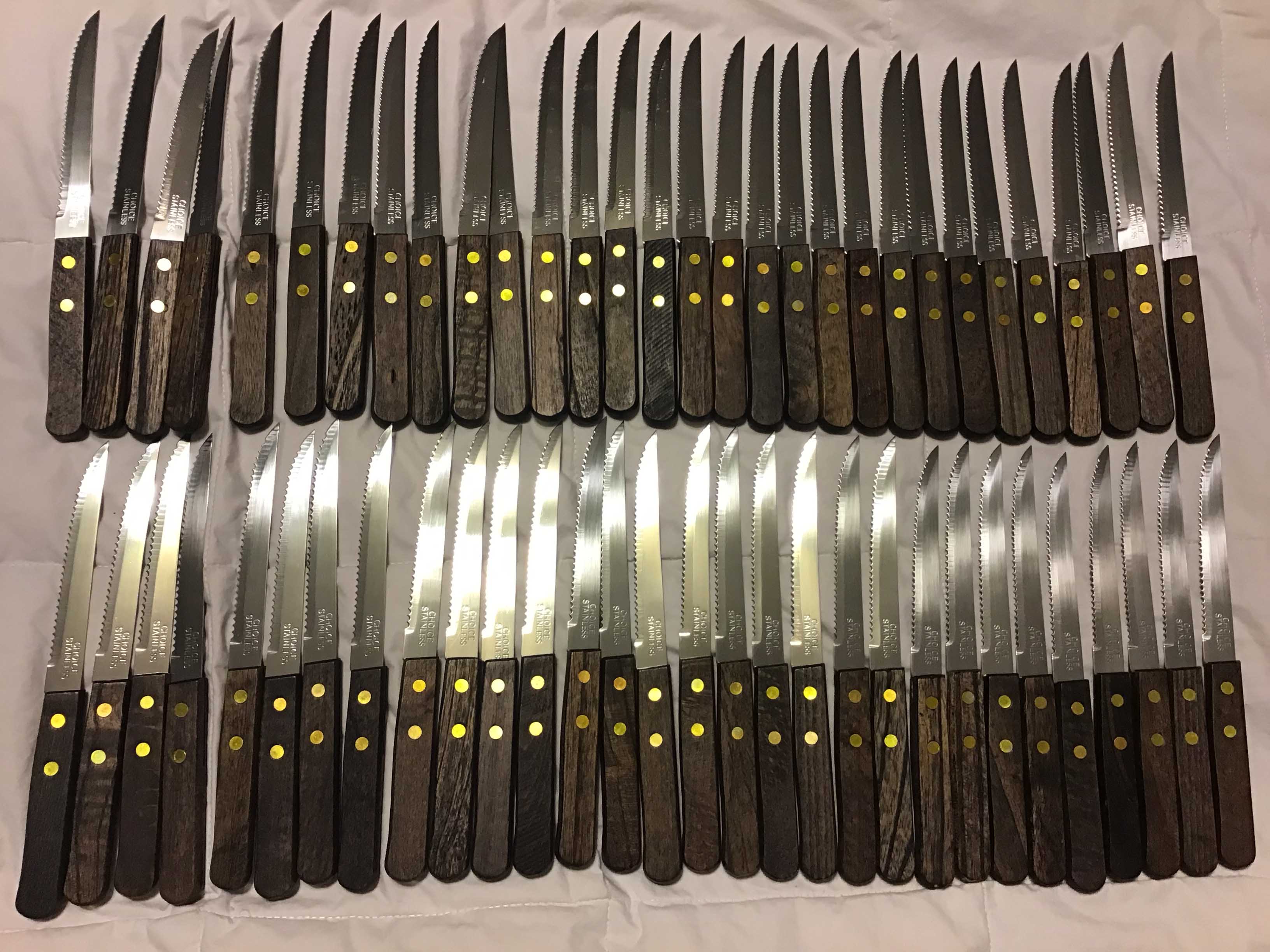 steak knives (pointed tip)