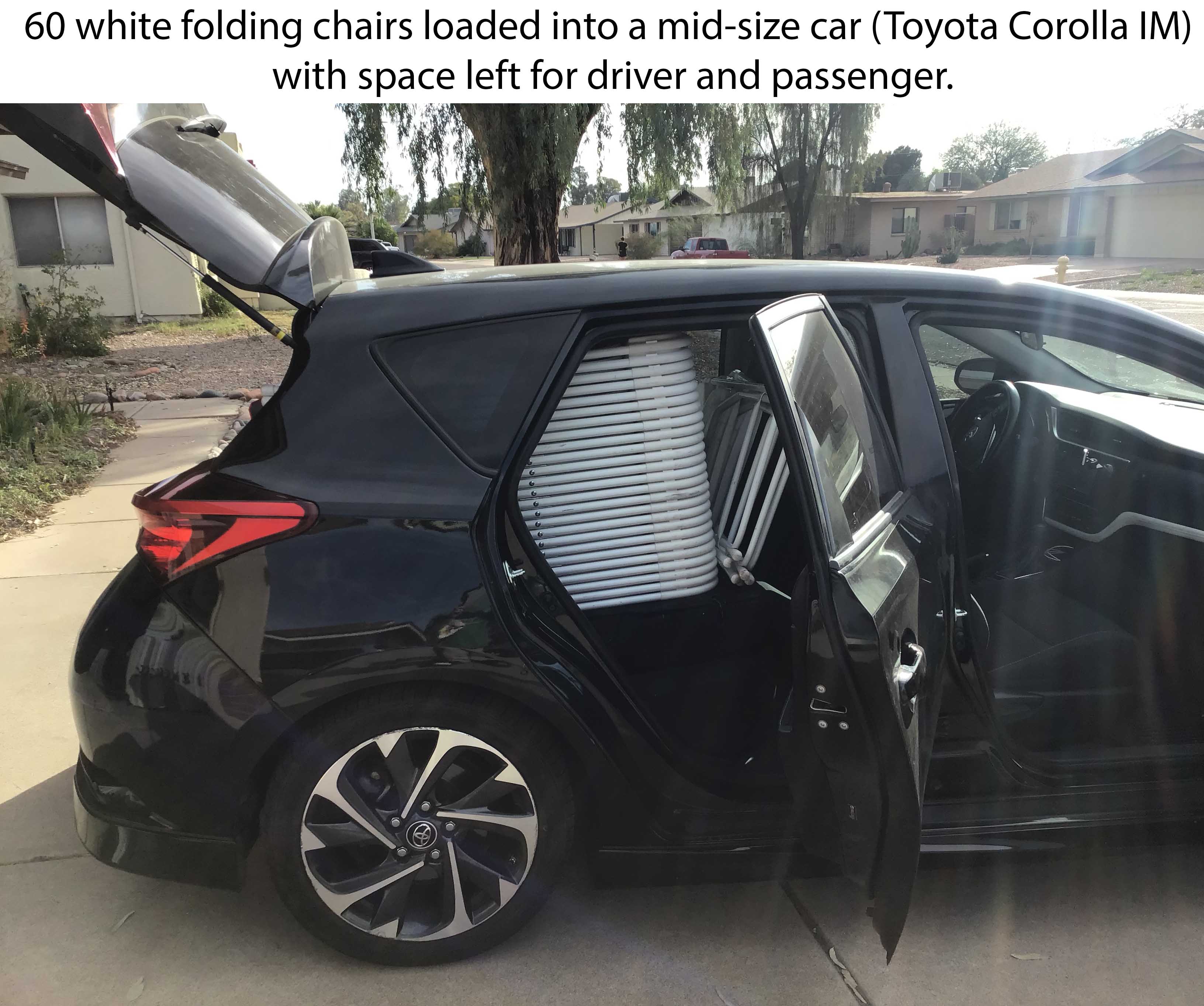 folding chairs (resin w/steel frame, white)