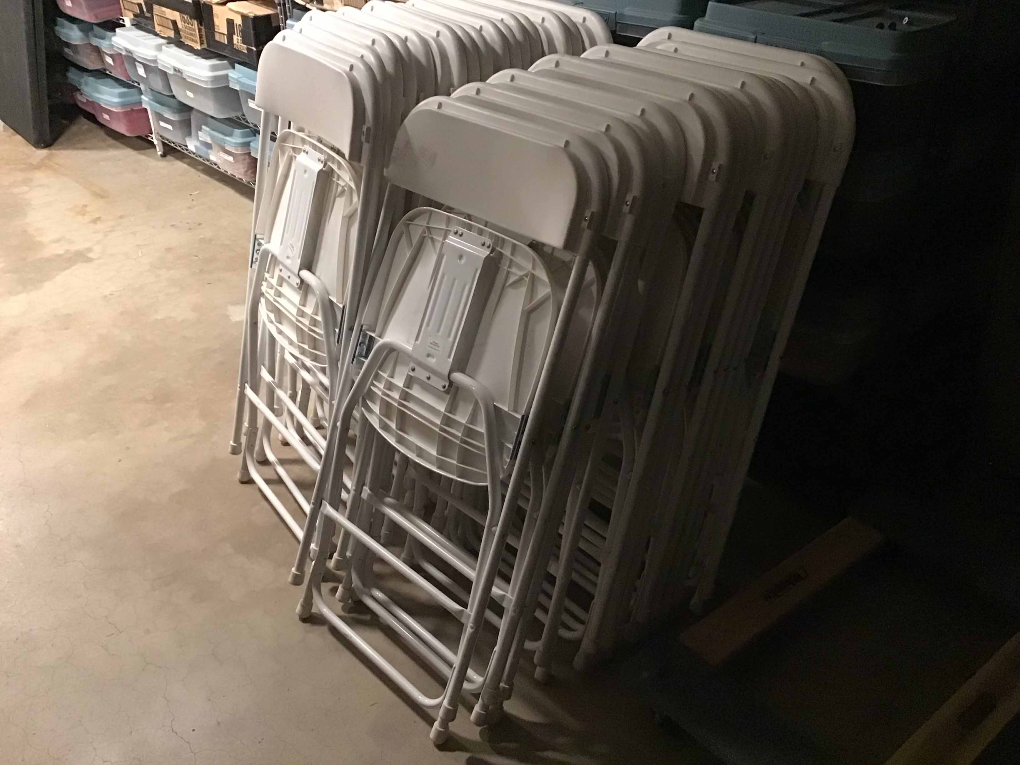 folding chairs (resin w/steel frame, white)