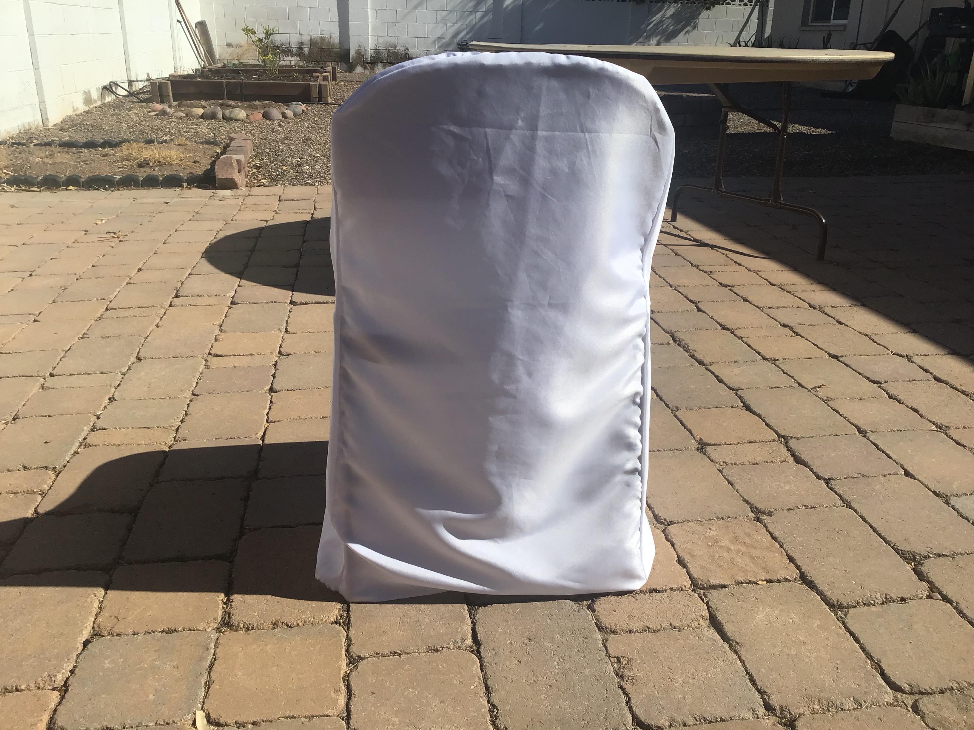 slip-on folding chair covers (polyester, white)