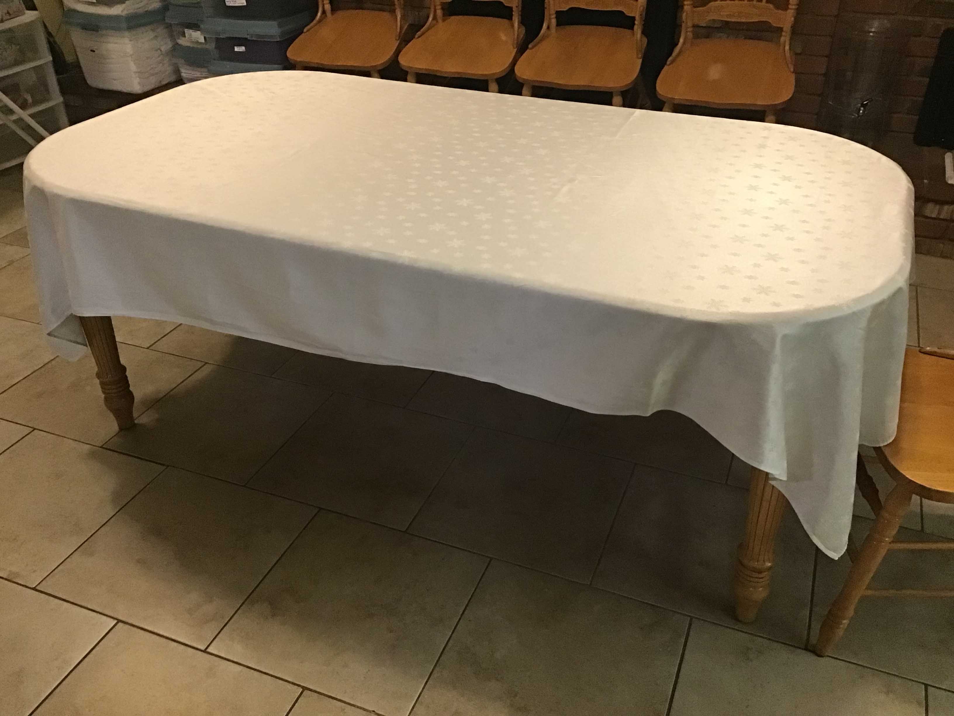 rectangle tablecloths (white; winter/Christmas snowflakes) - 55 x 102