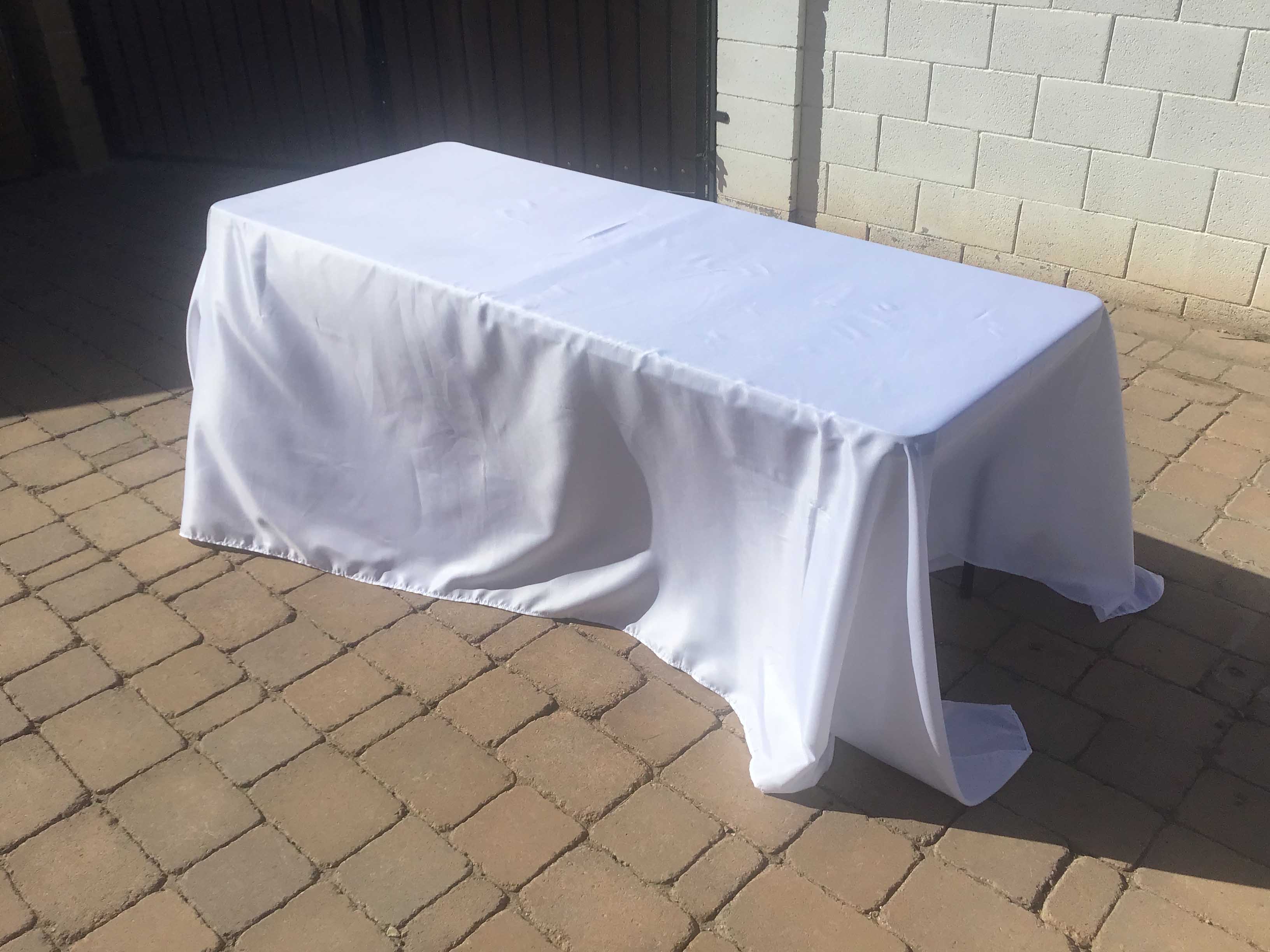 rectangle tablecloths (white) - 90 x 132