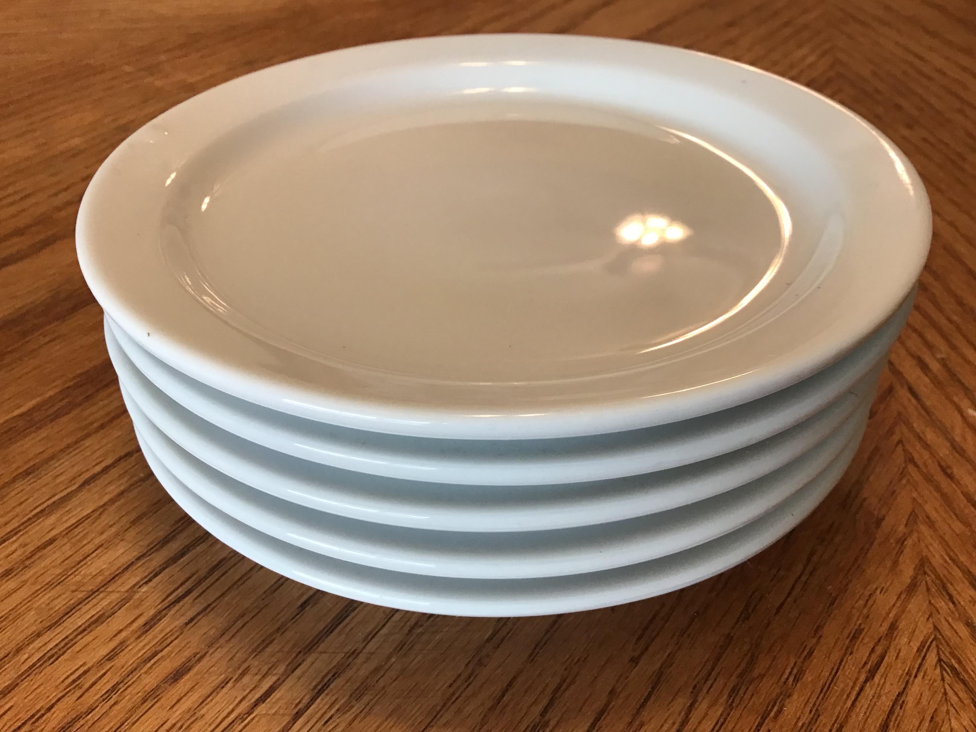 dessert plates - porcelain (Oneida Buffalo bright white) - 5 1/2