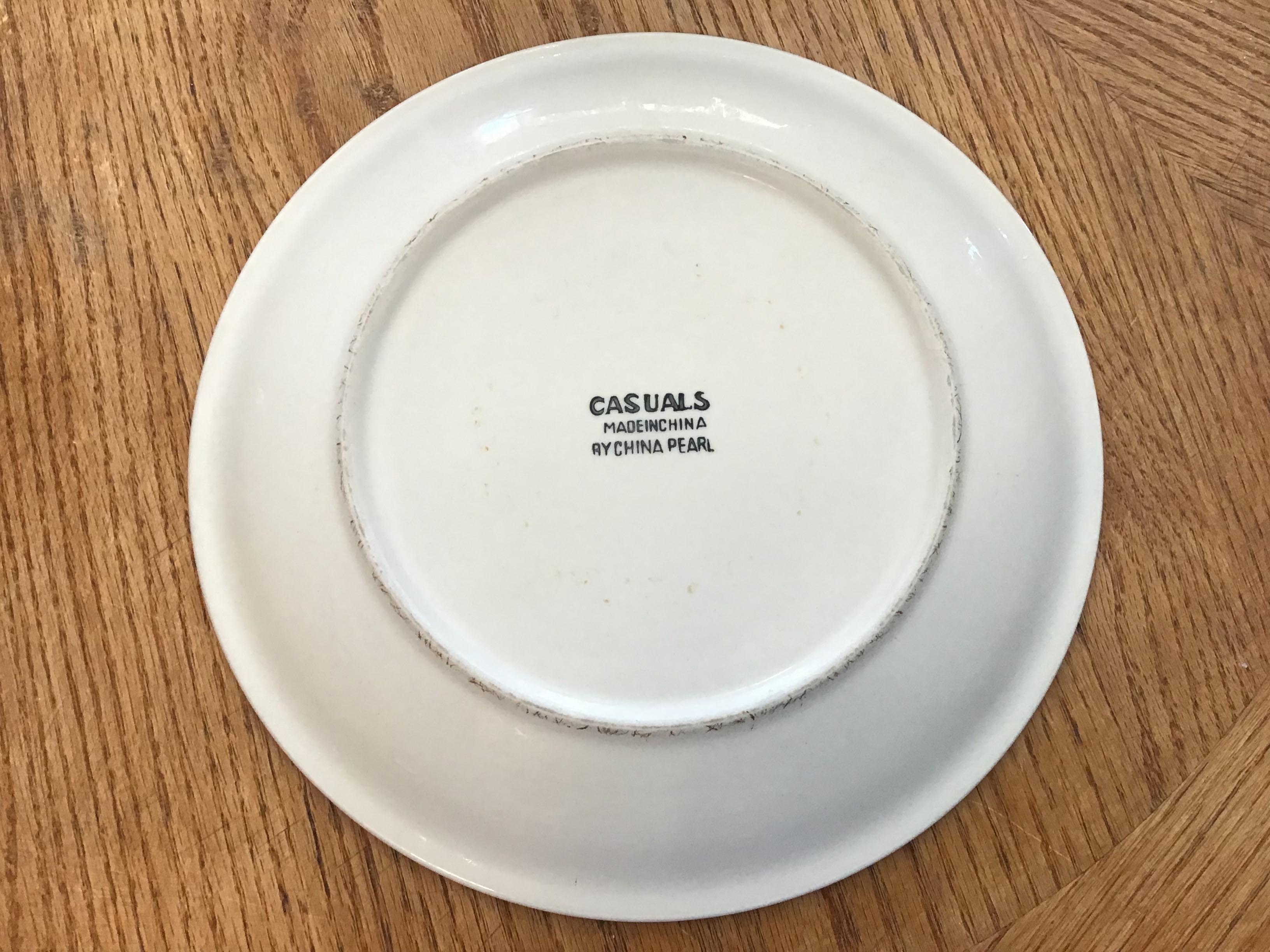 dinner plates - ceramic (Apple Casuals collection) - 10 1/2