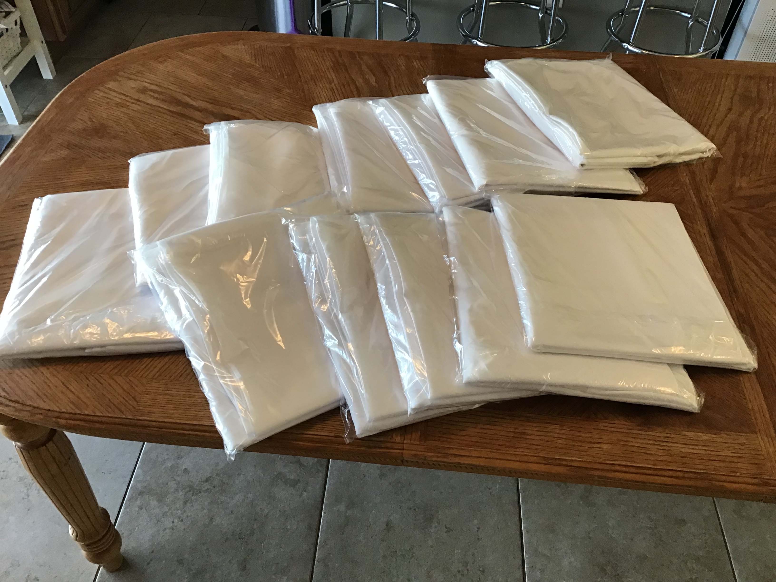 rectangle tablecloths (white) - 60 x 102