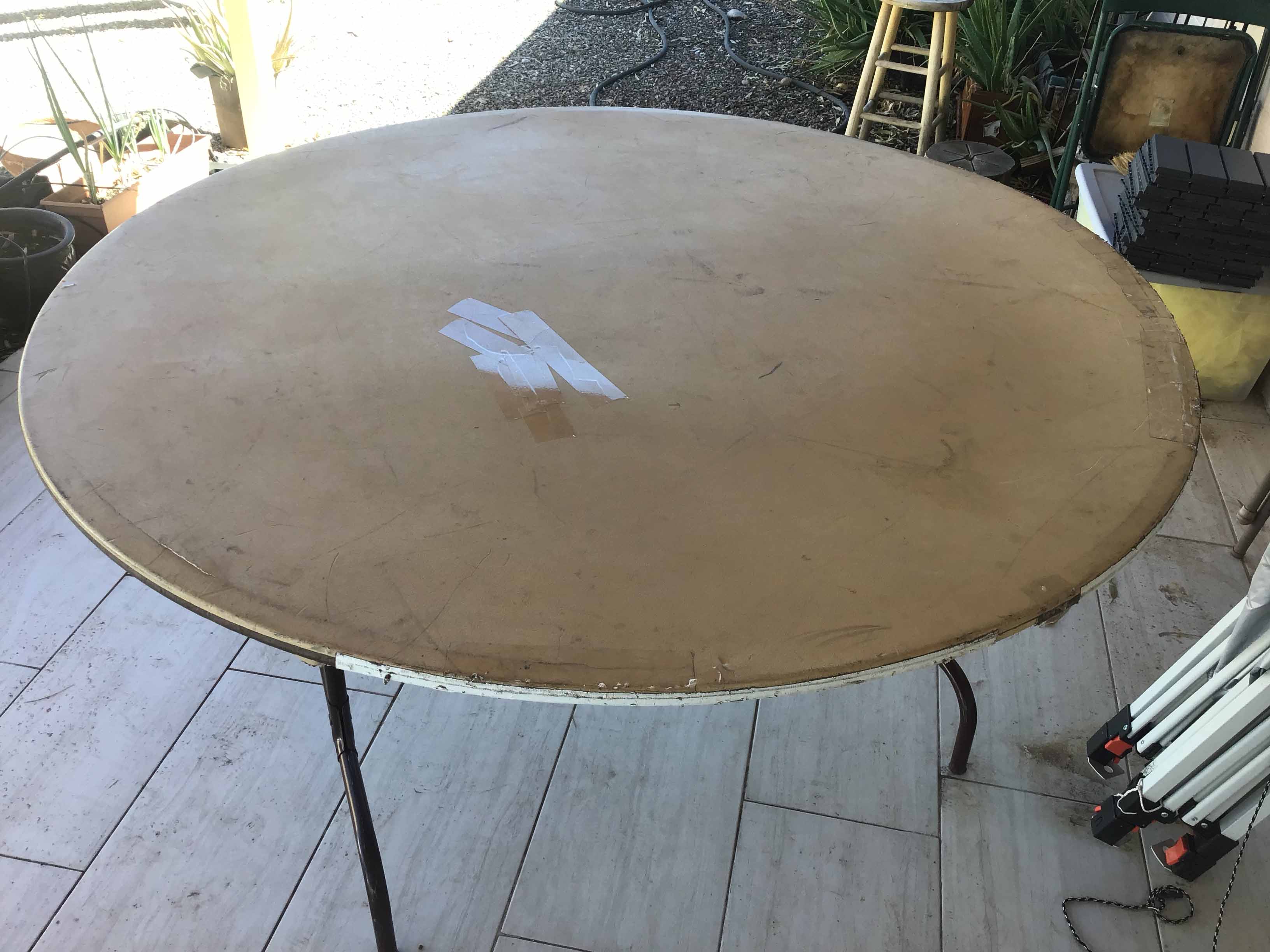 5 foot round tables (budget)