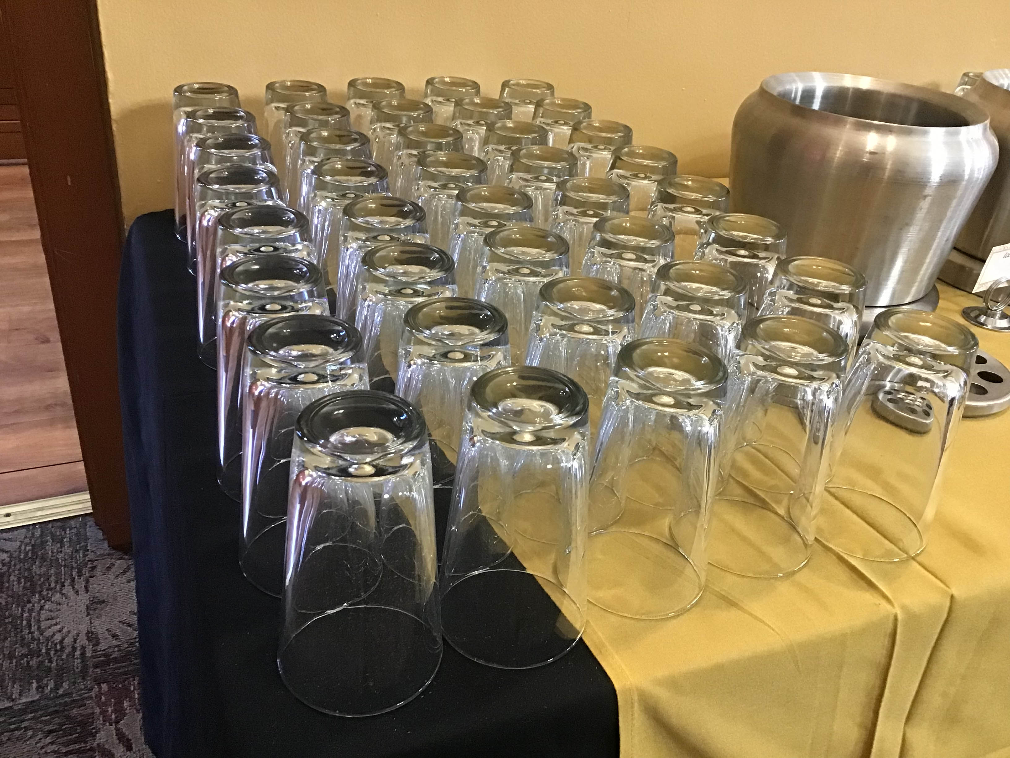 drinking glasses (Anchor Hocking) - 14 oz.