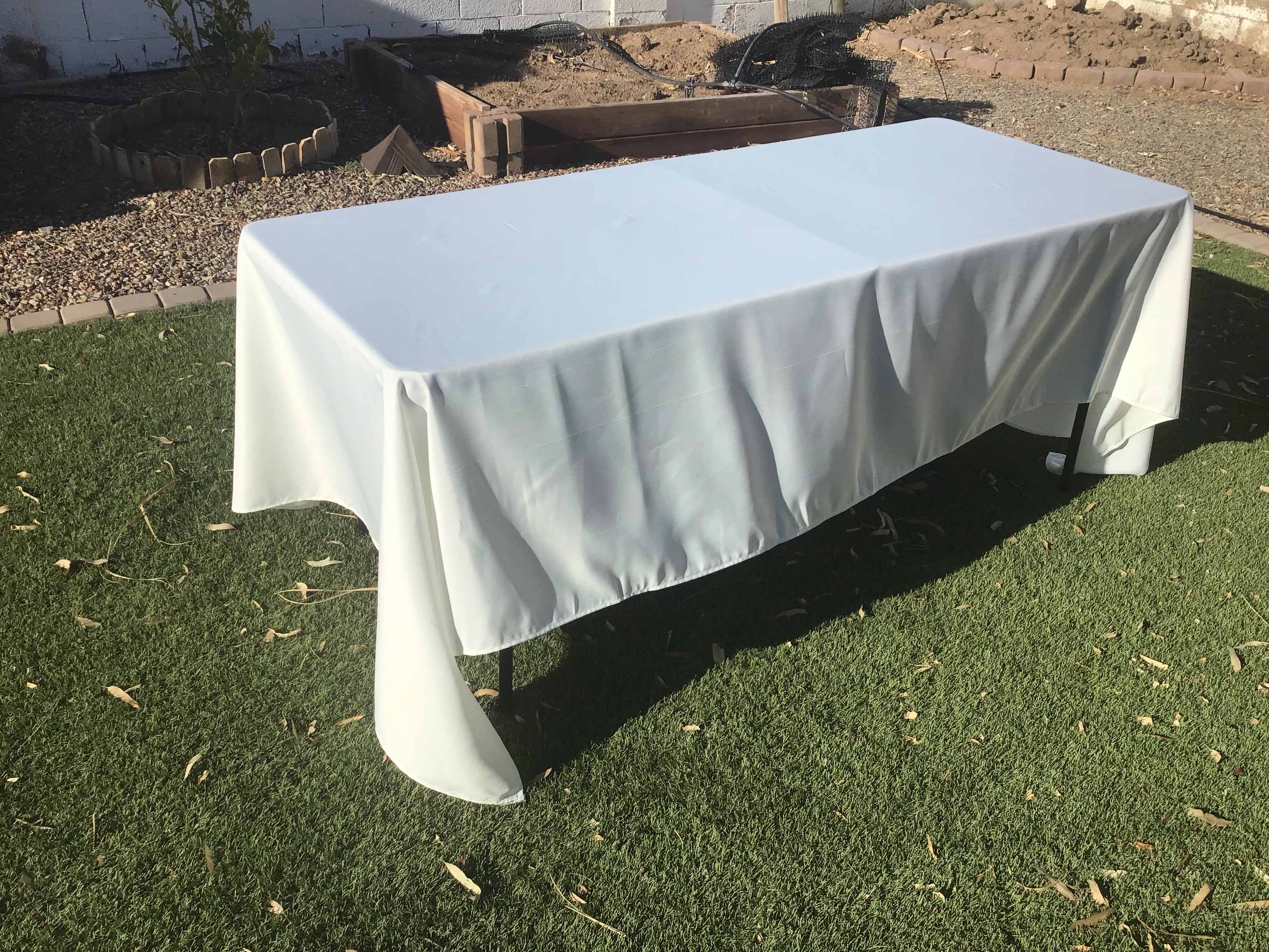 rectangle tablecloths (light ivory/off-white) - 60 x 120