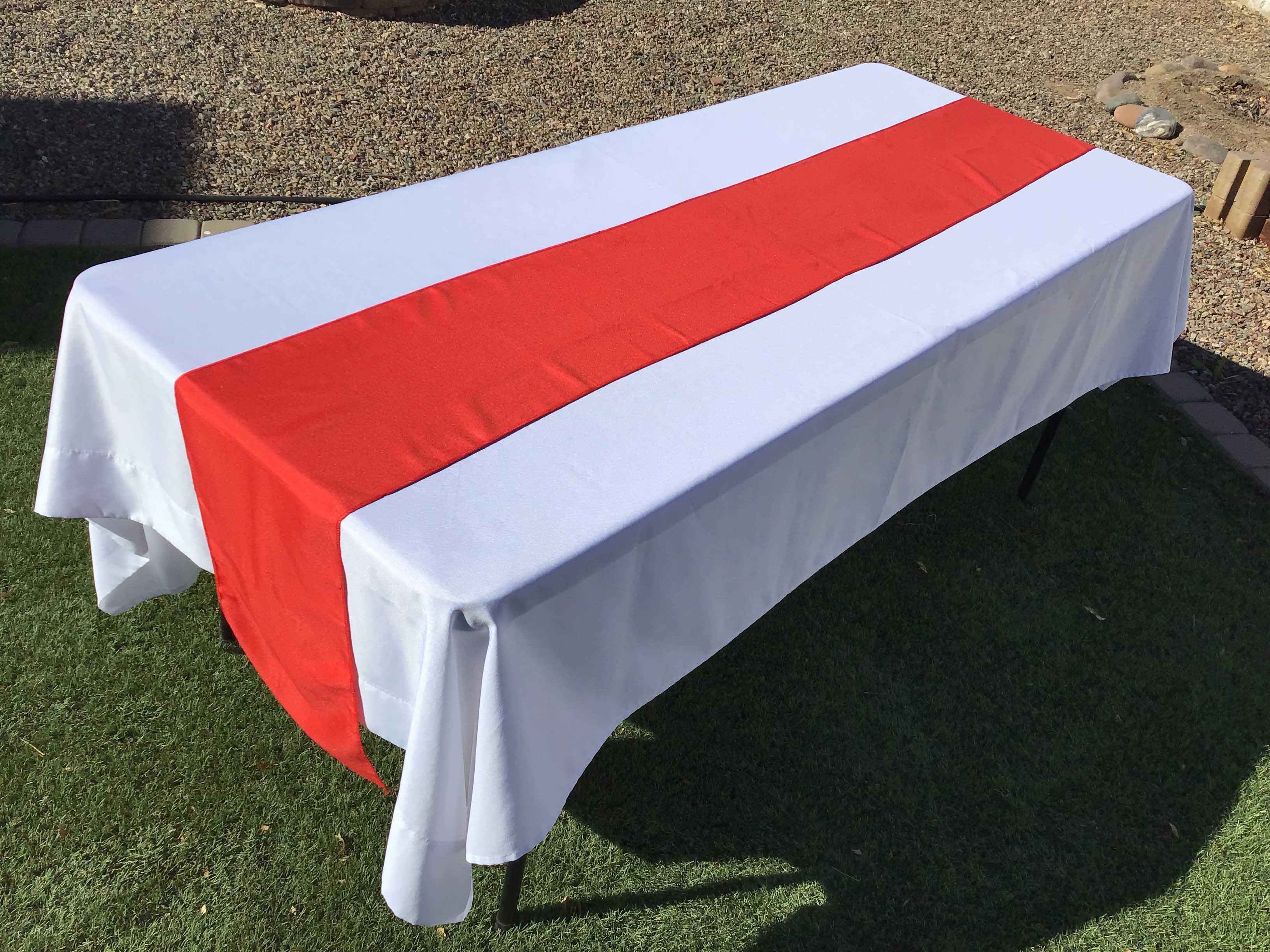 table runners (red) - 12 x 108