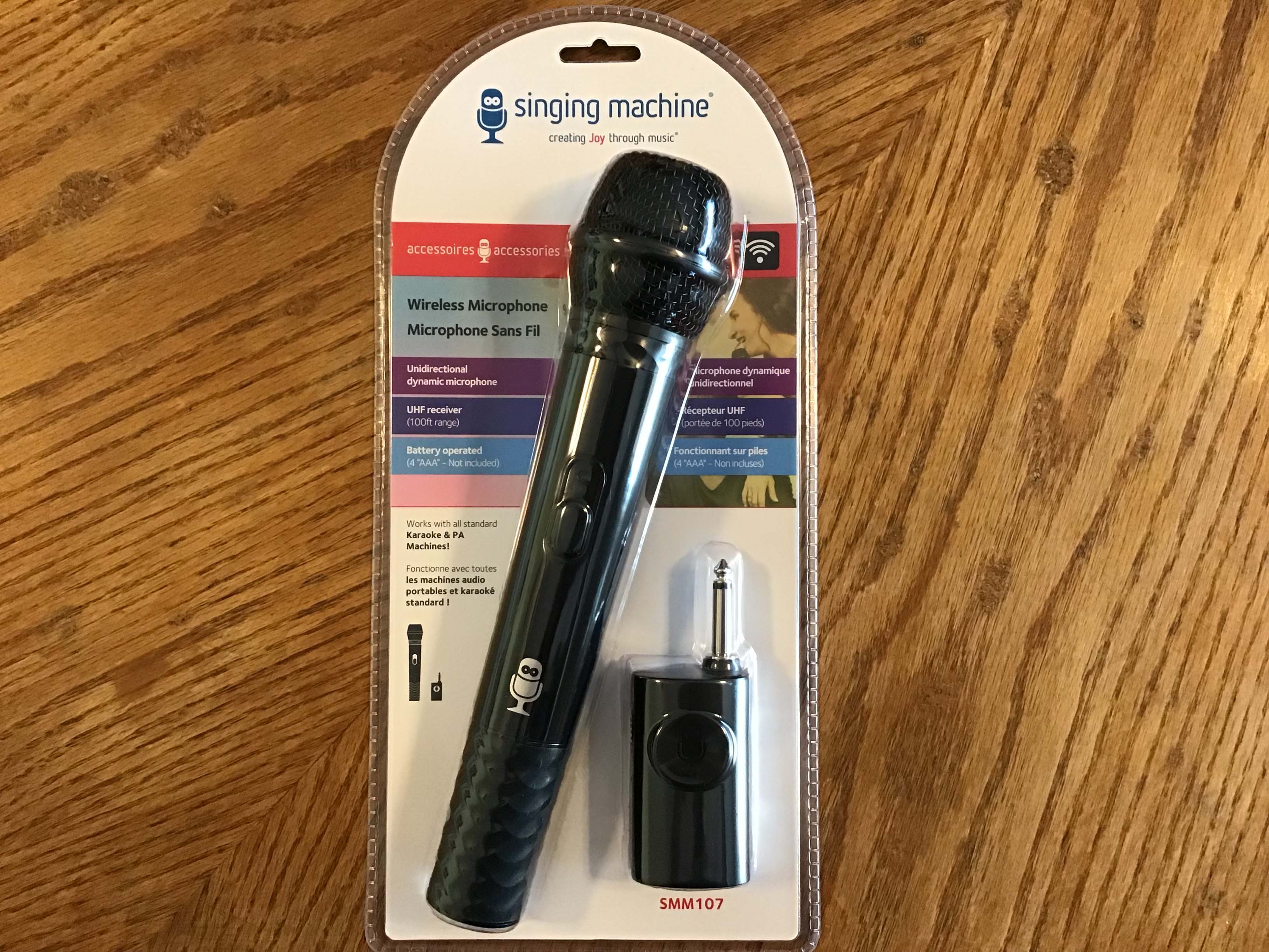 wireless microphone (Singing Machine)