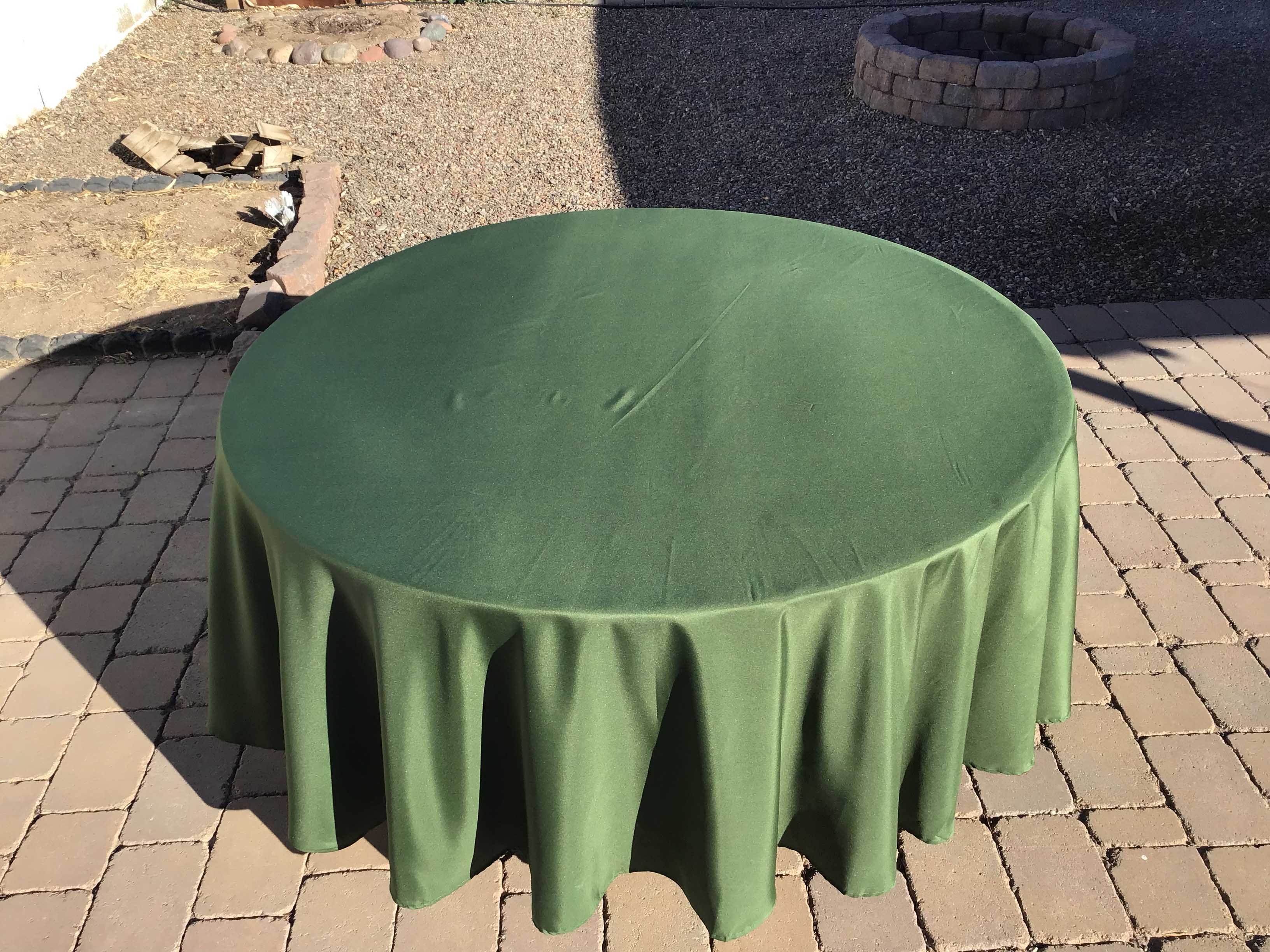 round tablecloths (olive green) - 108