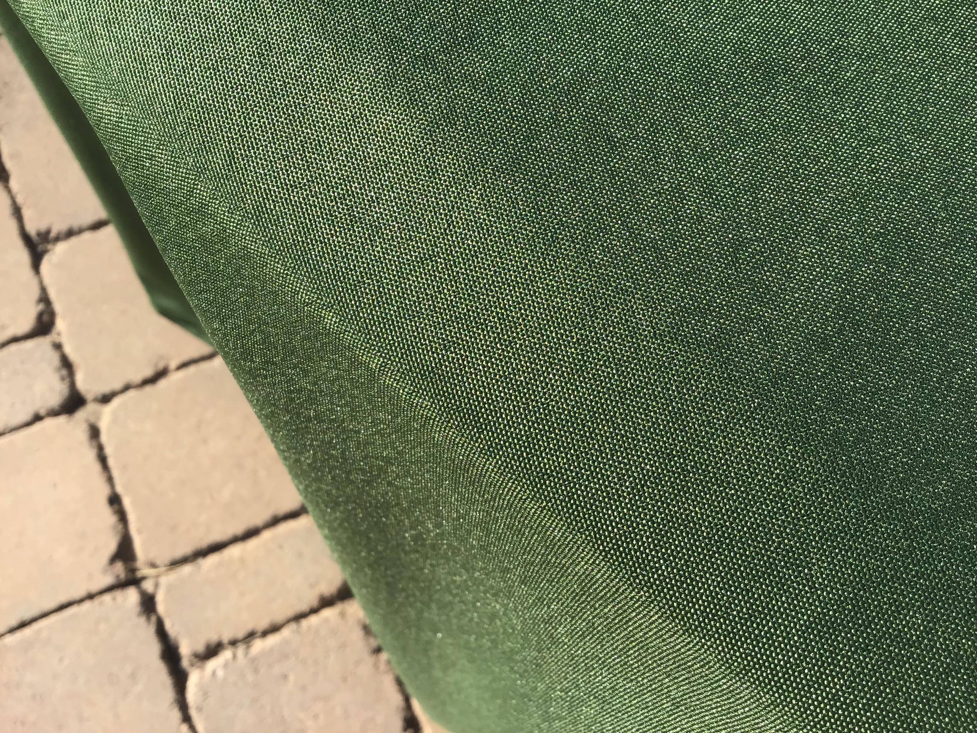 round tablecloths (olive green) - 108