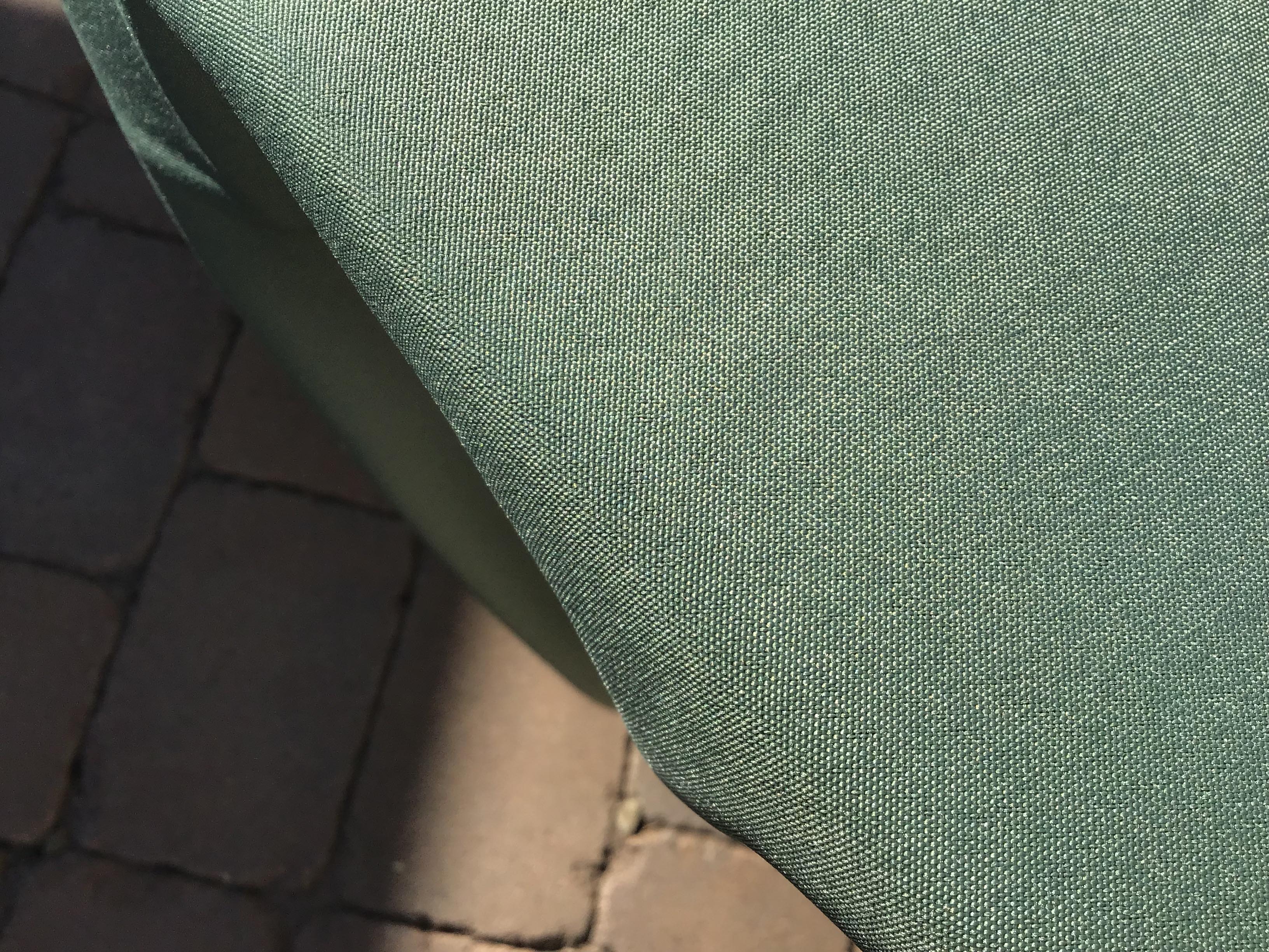 round tablecloths (dusty sage green) - 108