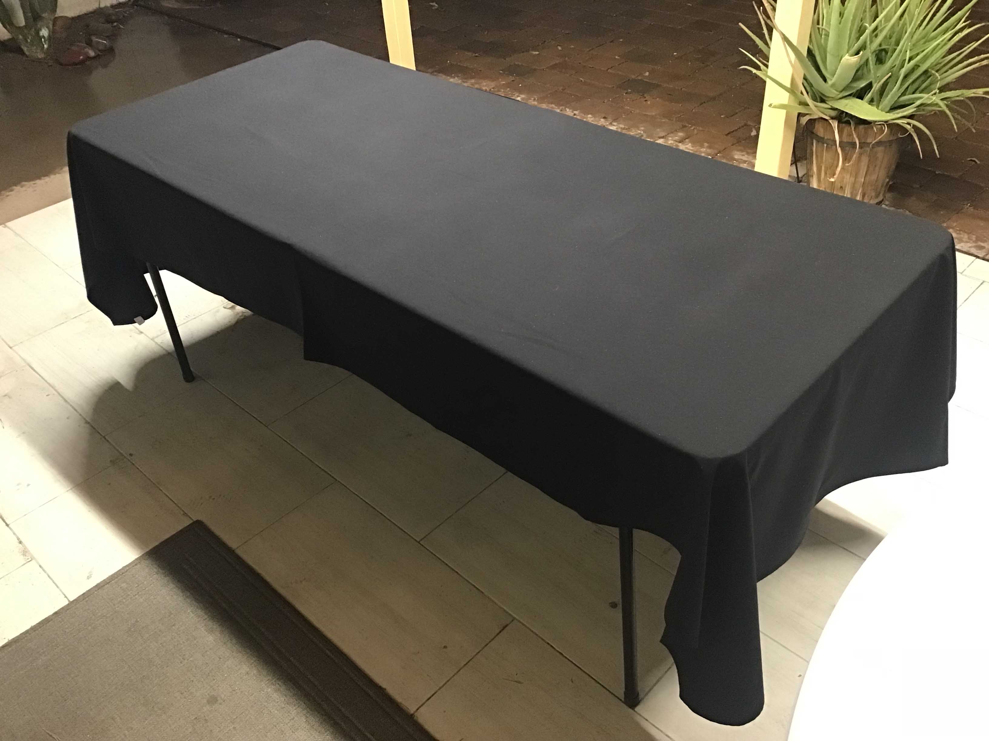 rectangle tablecloths (black) - 52 x 114
