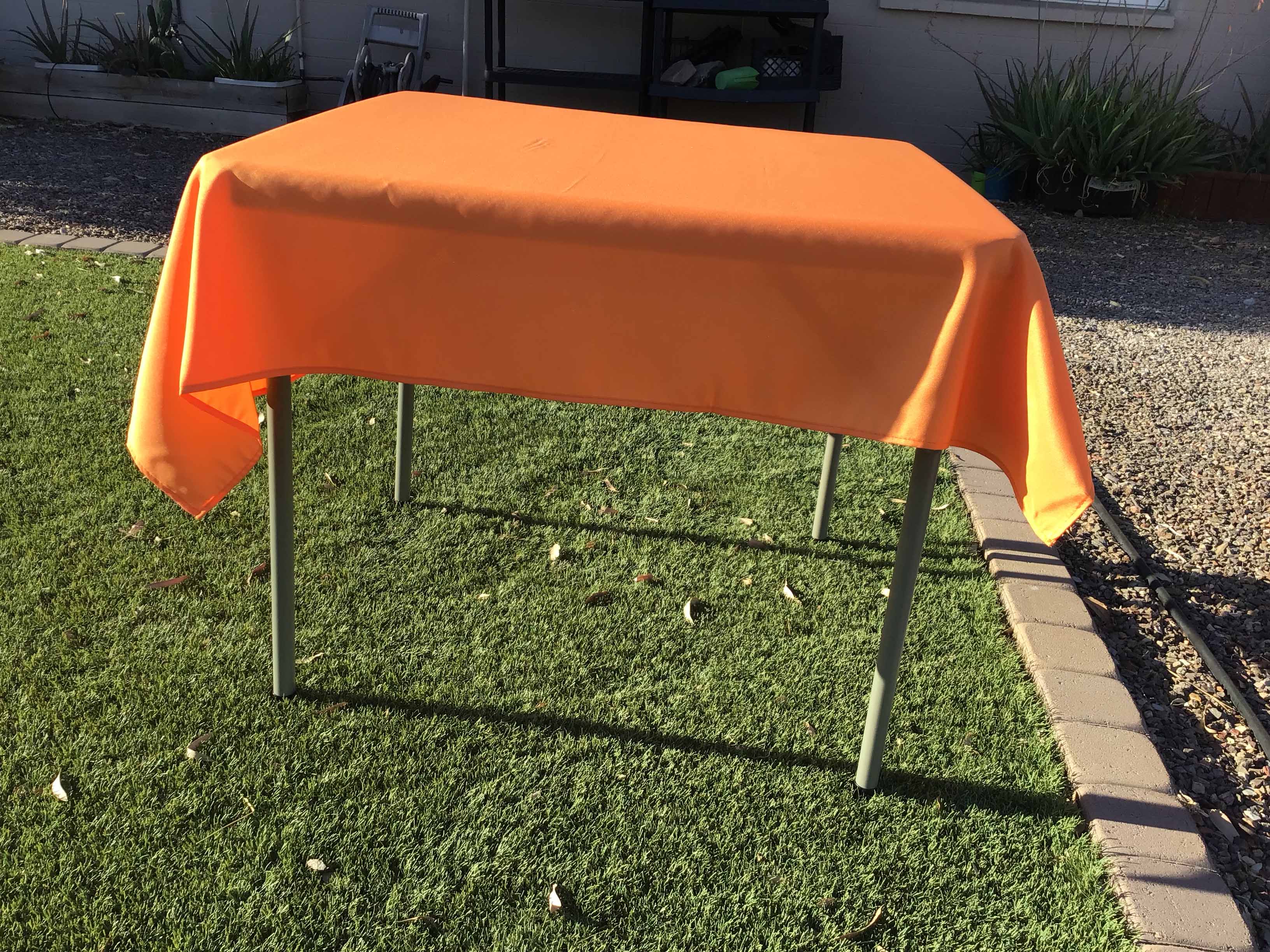 square tablecloths (orange) - 54