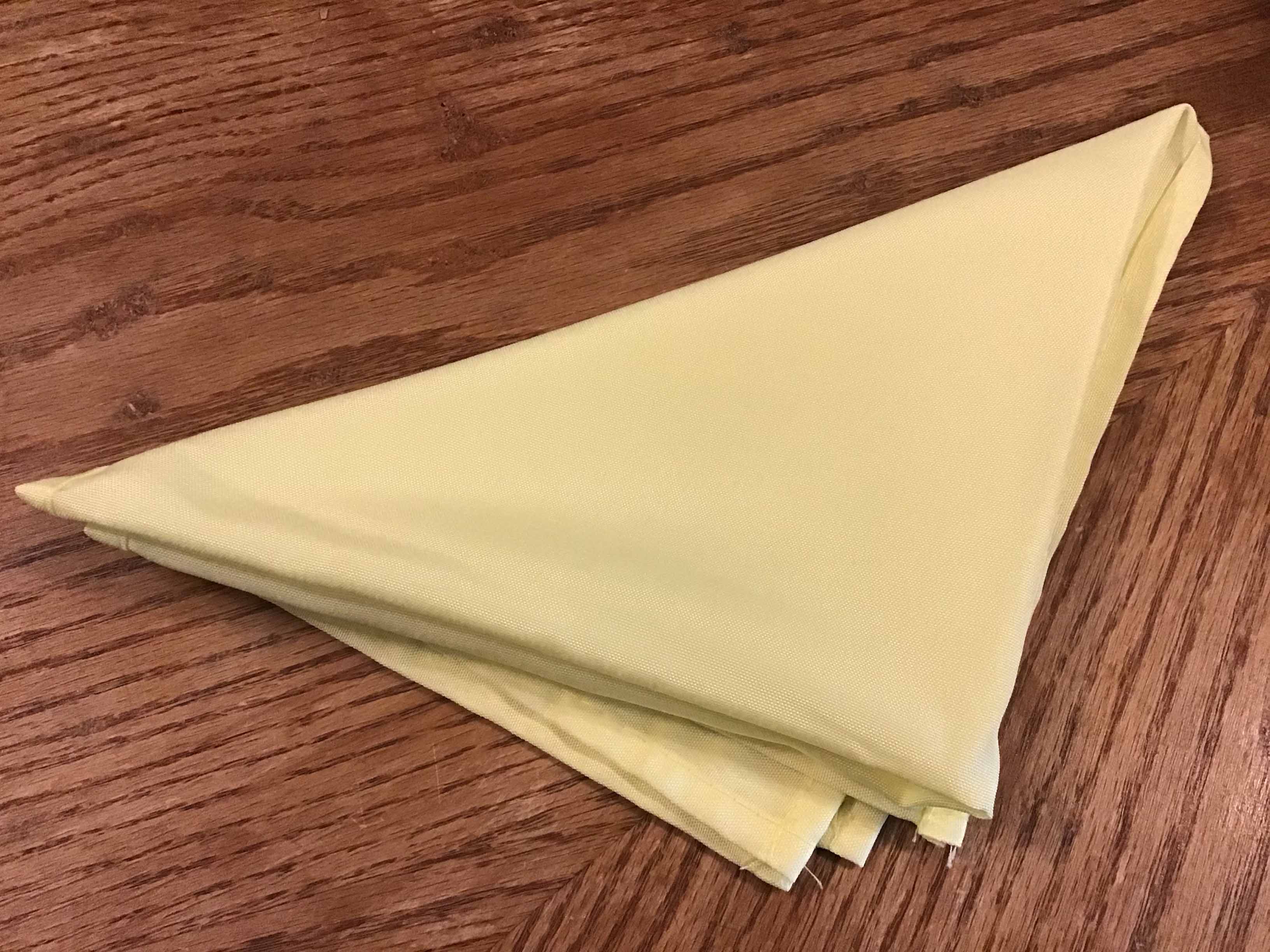 cloth dinner napkins (yellow) - 17 x 17