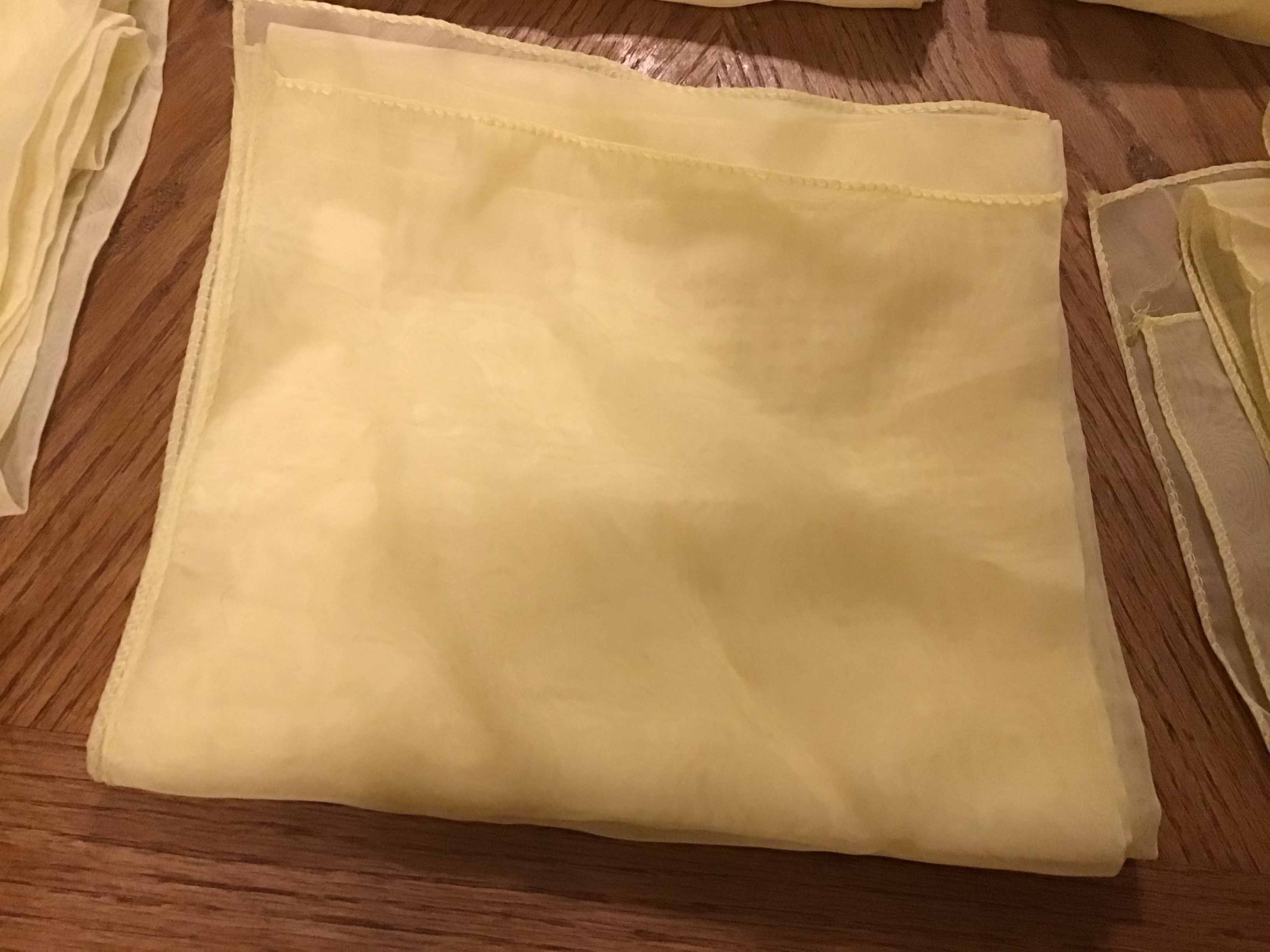 table runners (chiffon, yellow) - 20 x 77