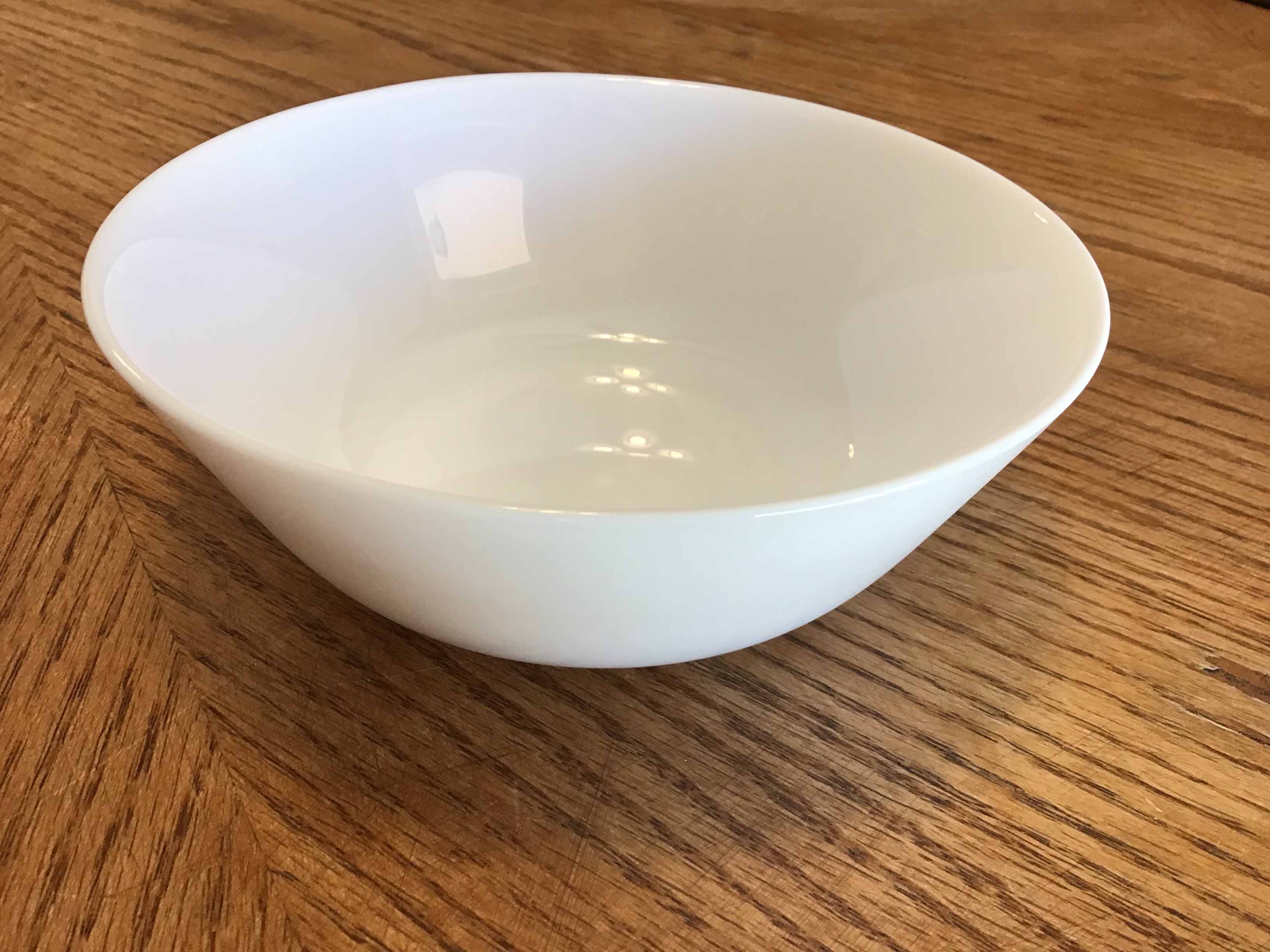 glass bowls (white, Oftast) - 6