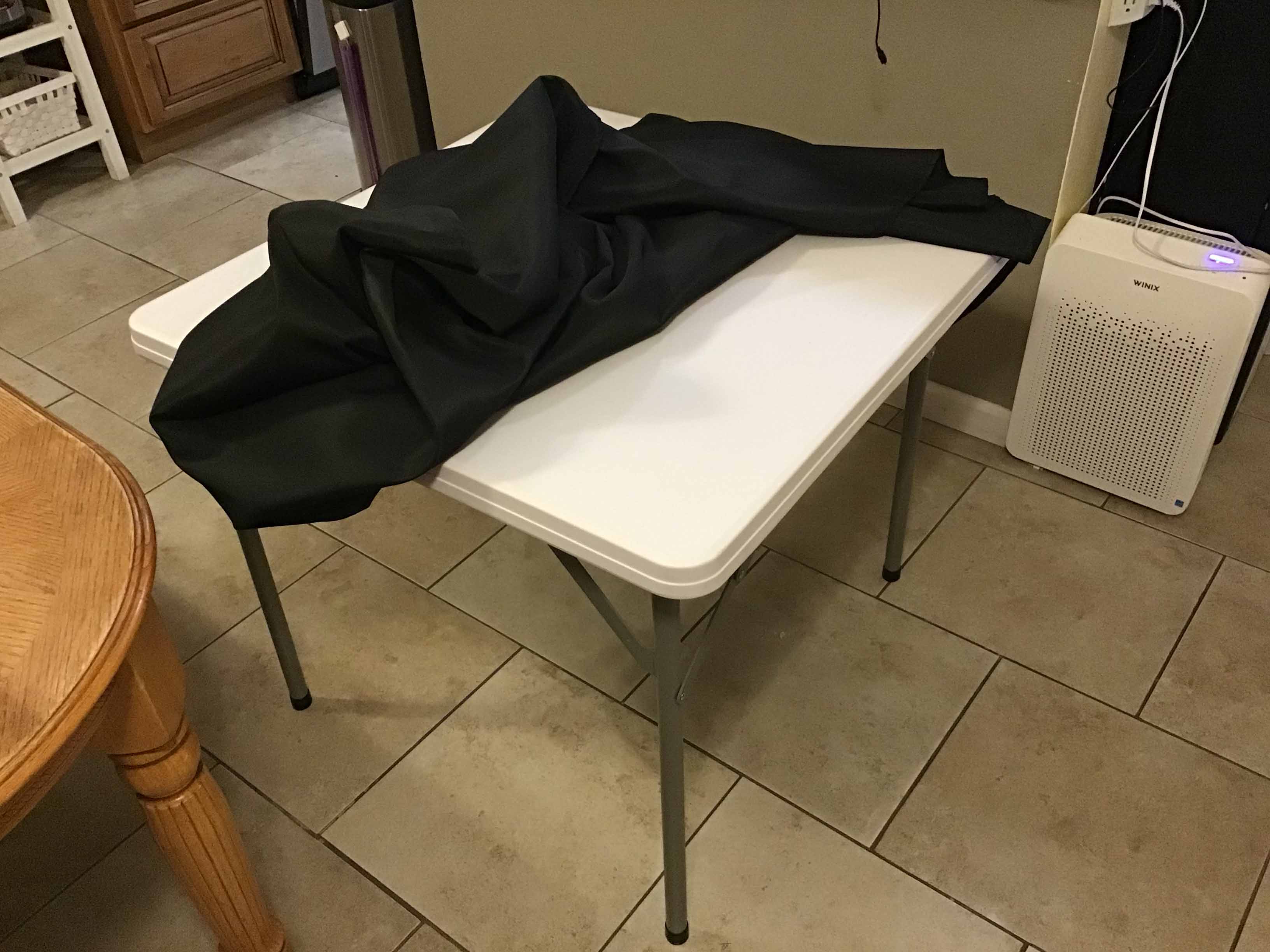 round tablecloths (black) - 90