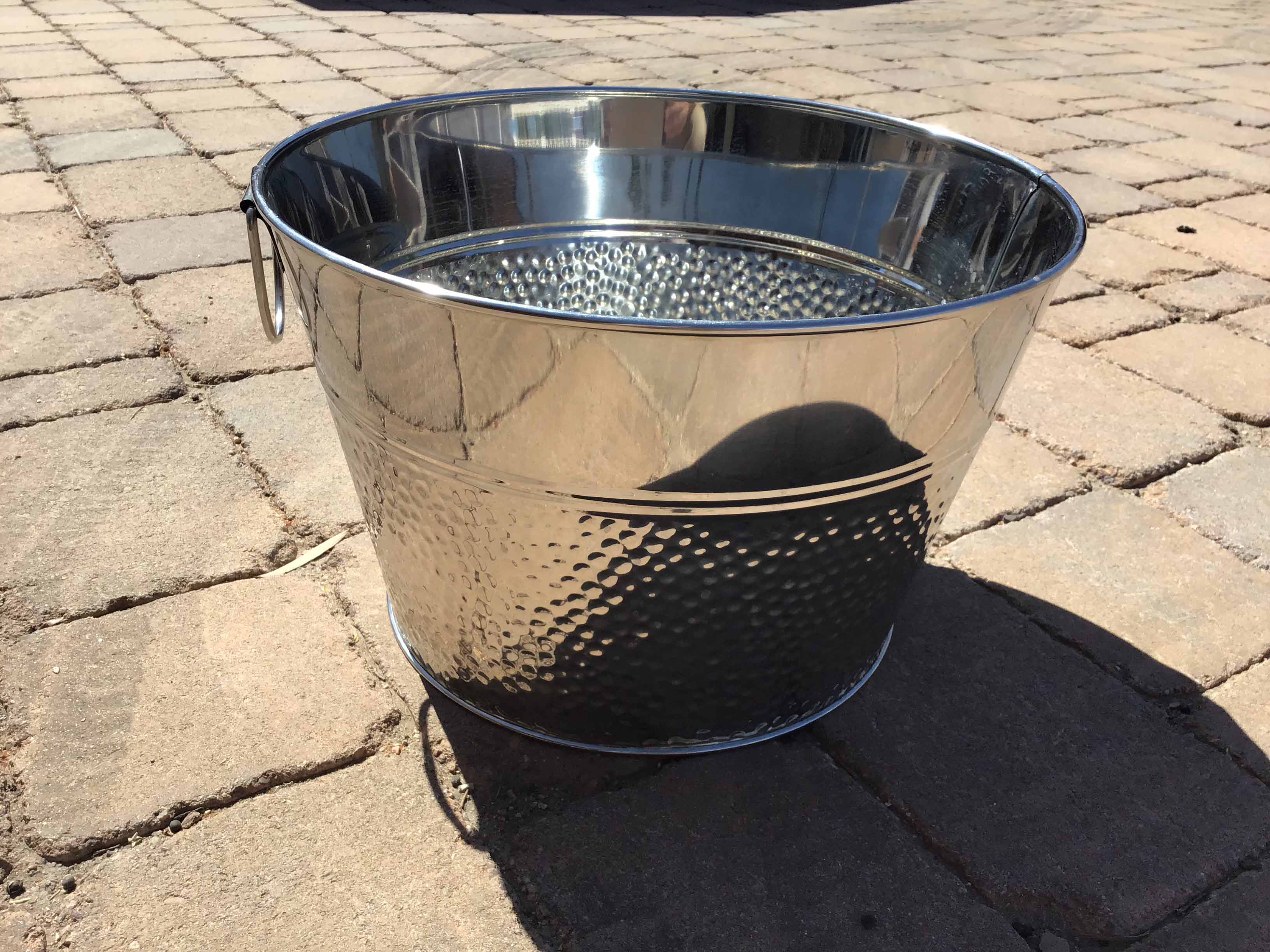 silver metal party tub