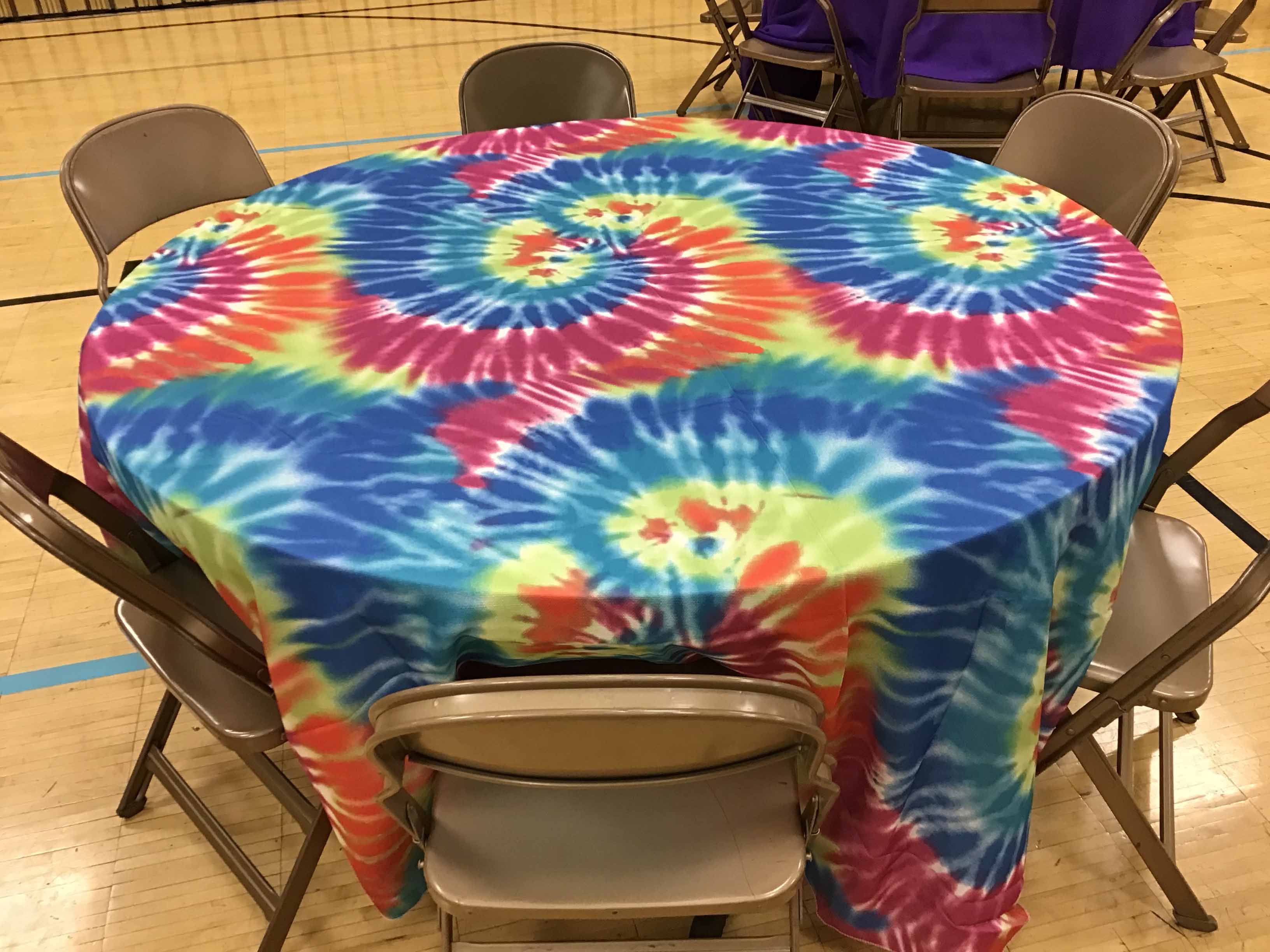 round tablecloths (tie-dye) - 108
