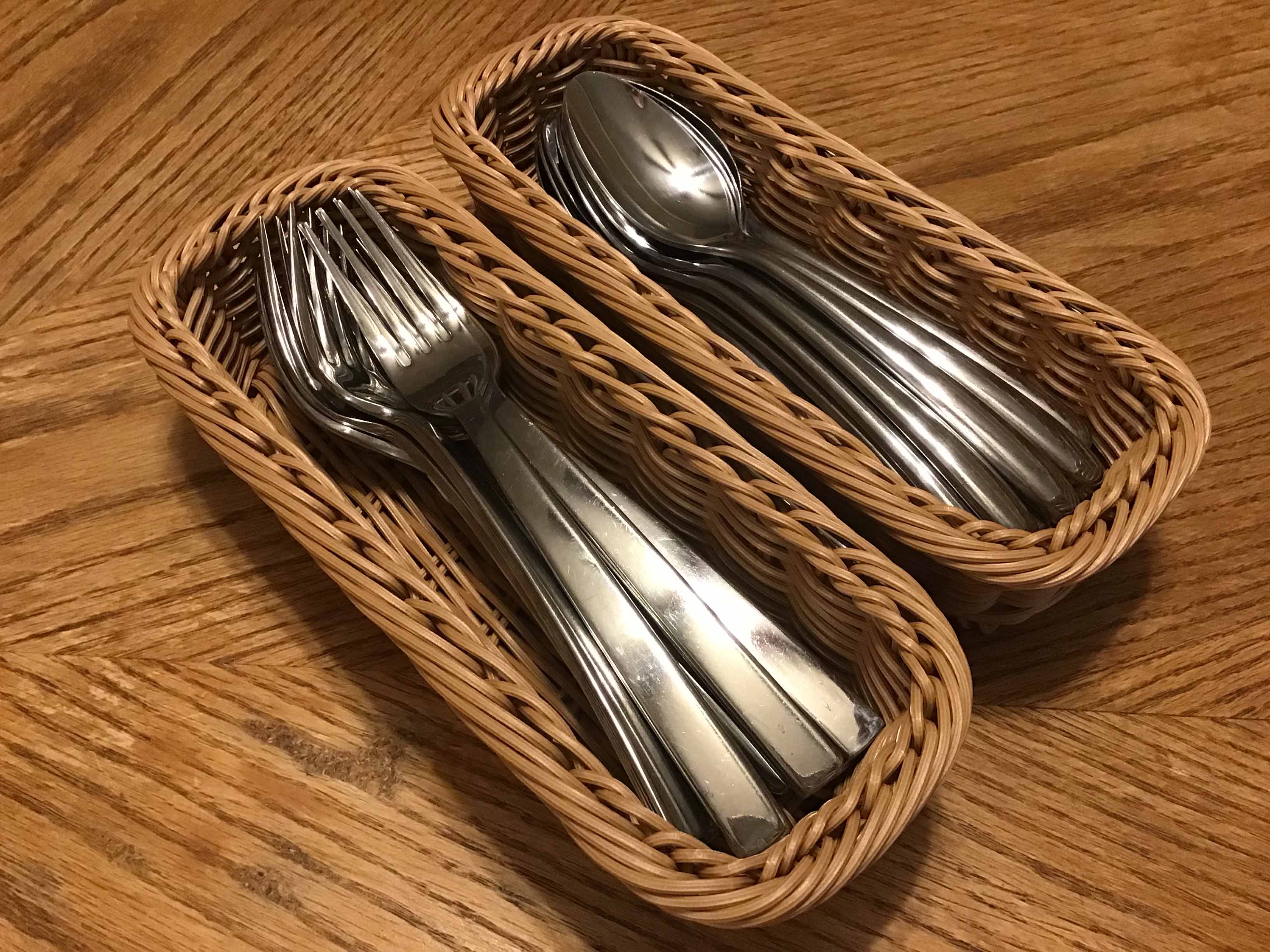 silverware baskets (4 x 10)