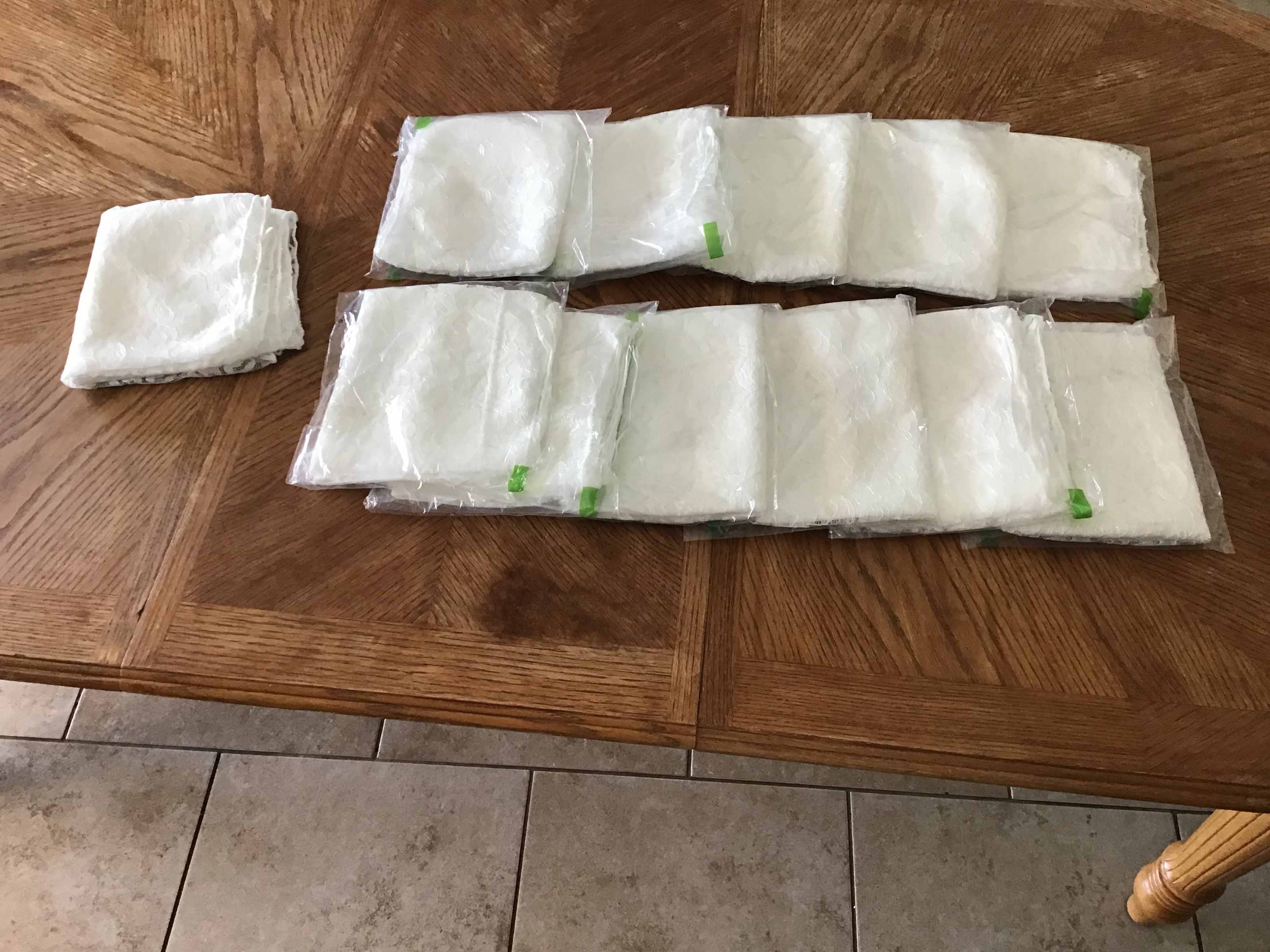 table runners (lace, white) - 14 x 108