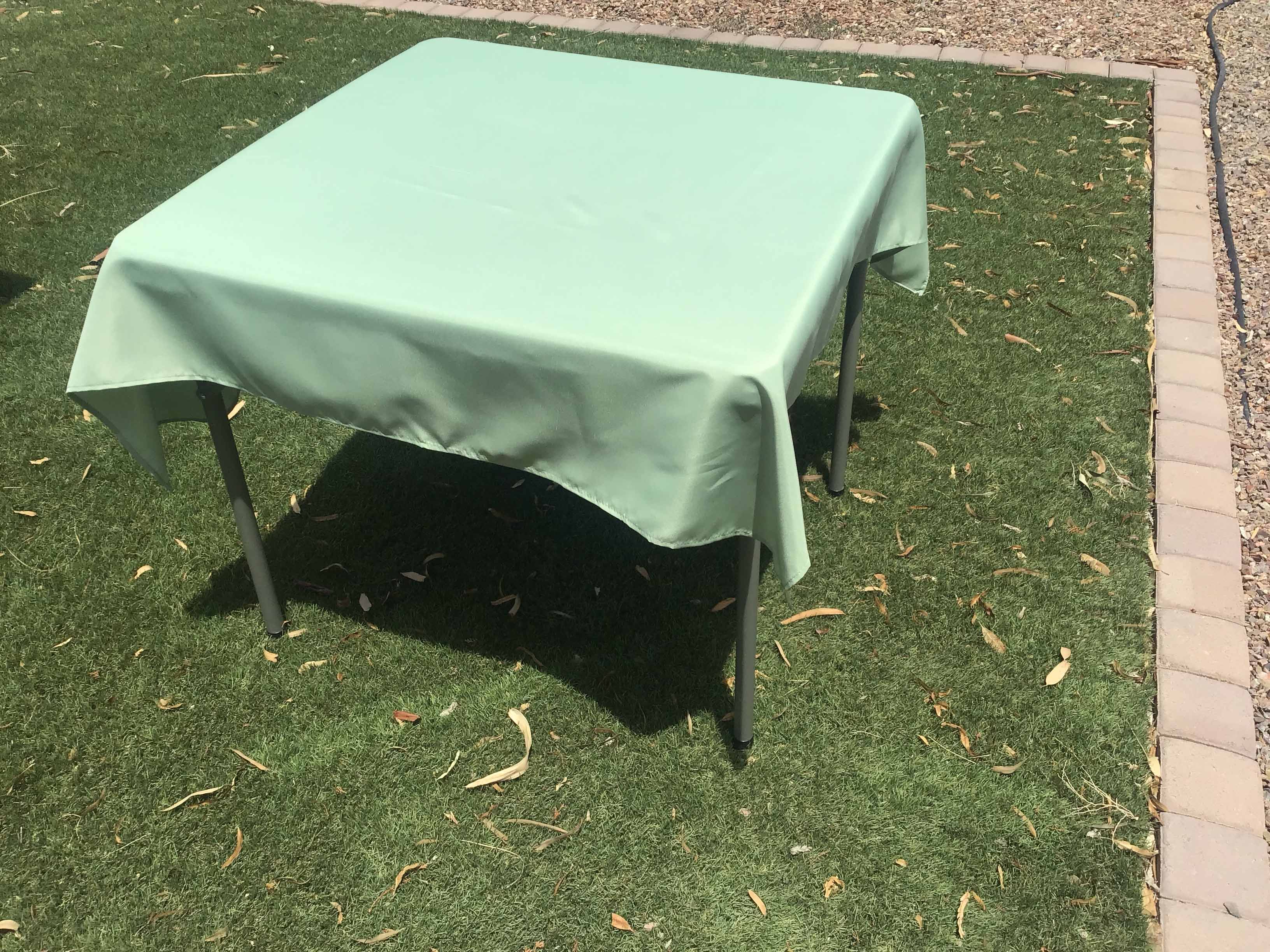 square tablecloths (sage green) - 54