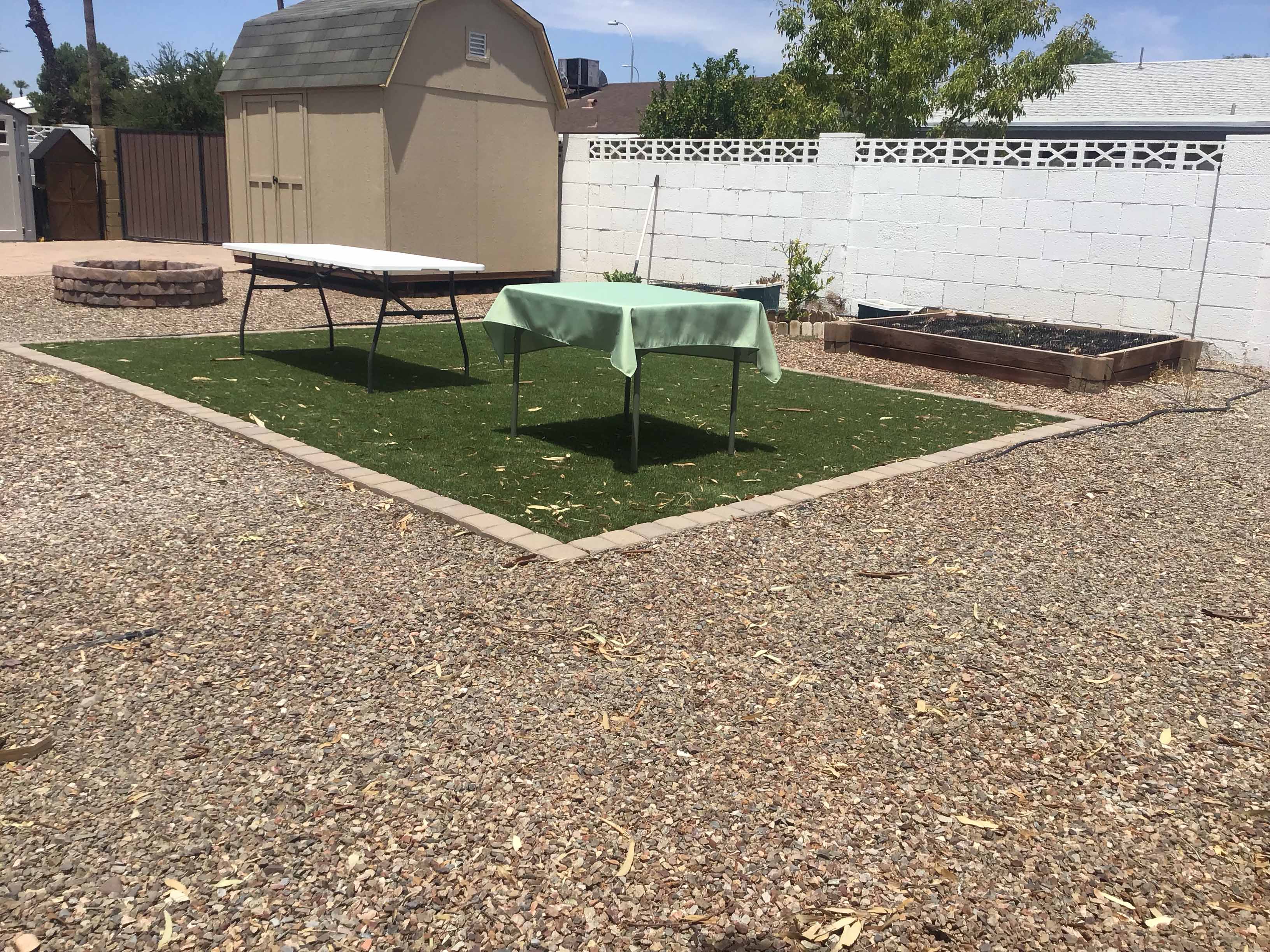 square tablecloths (sage green) - 54