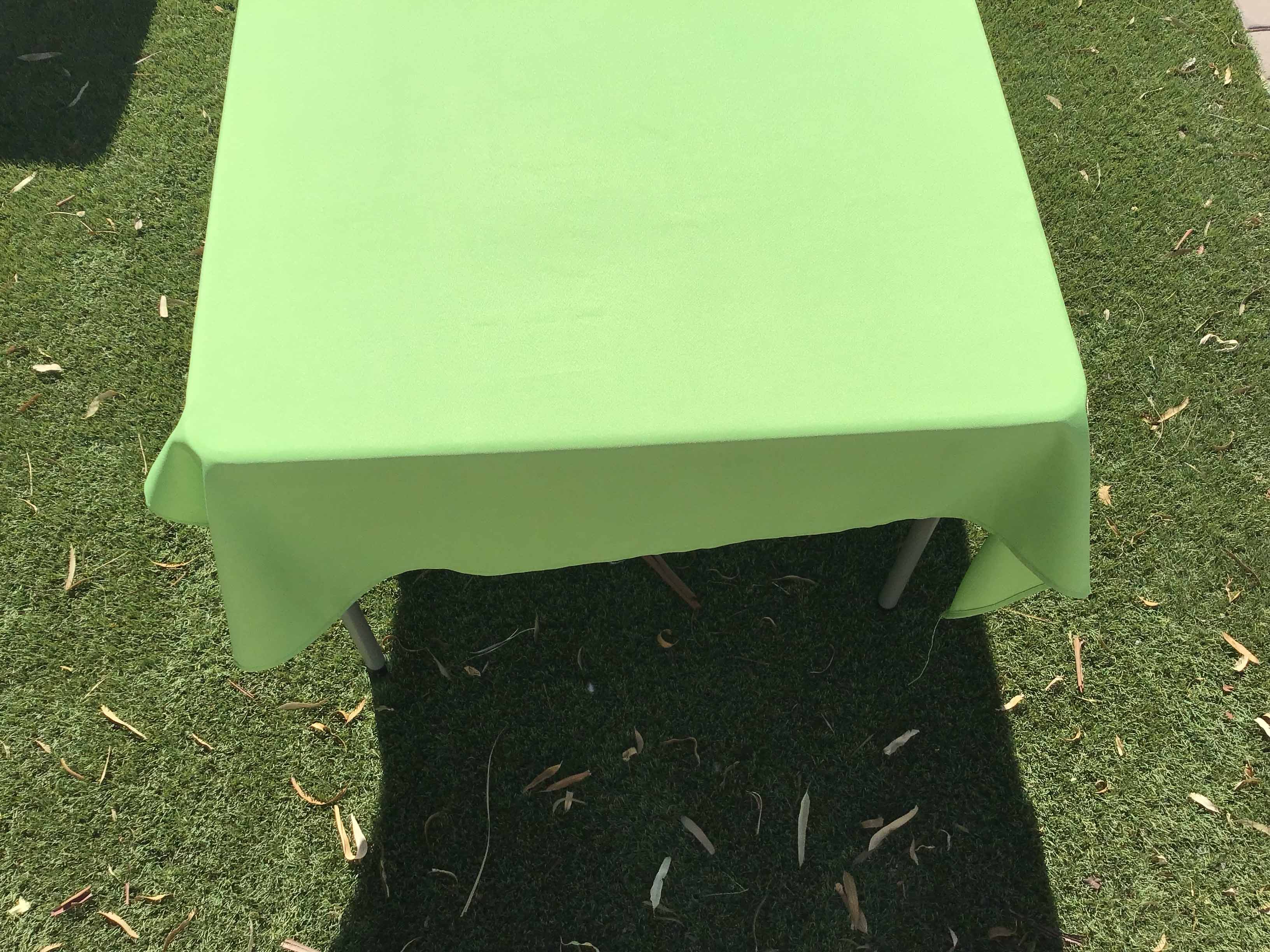 square tablecloths (apple green) - 54