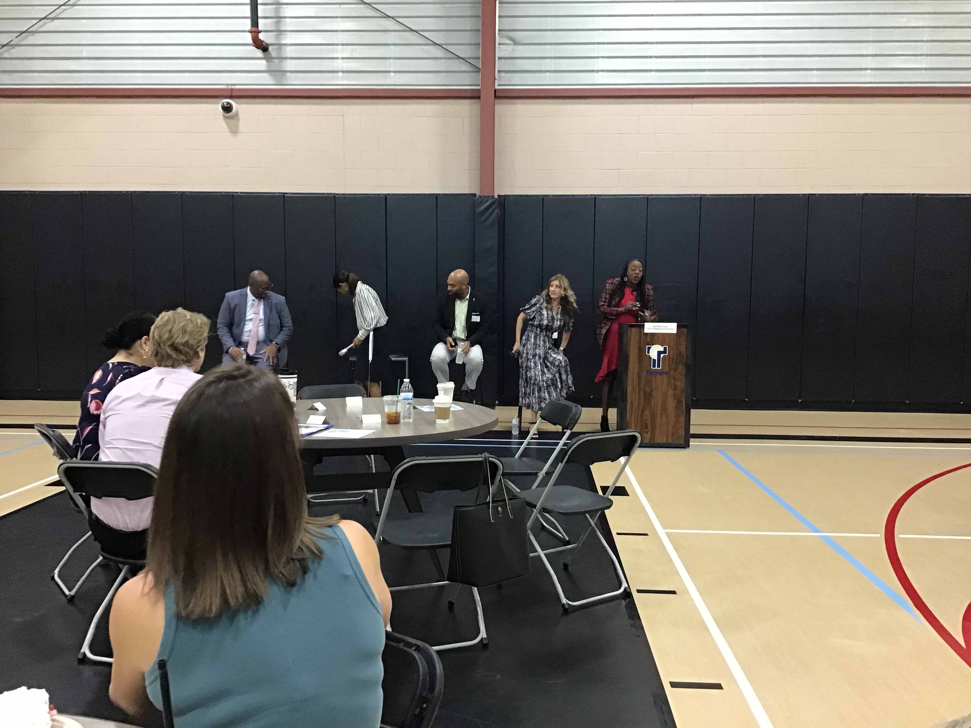 bar stools (steel/plastic, black, with backrest) - 30 seat height