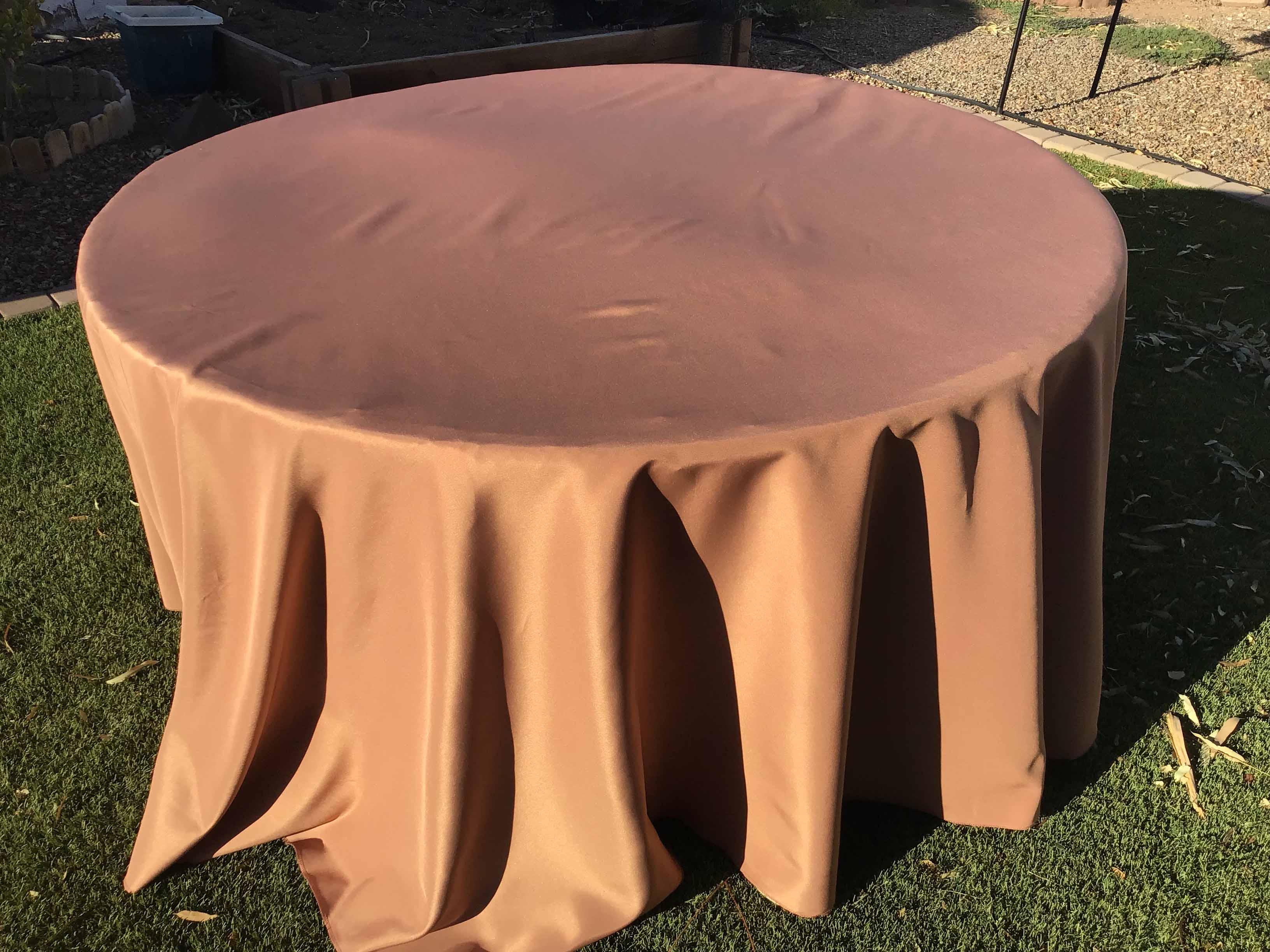 round tablecloths (latte rose) - 120
