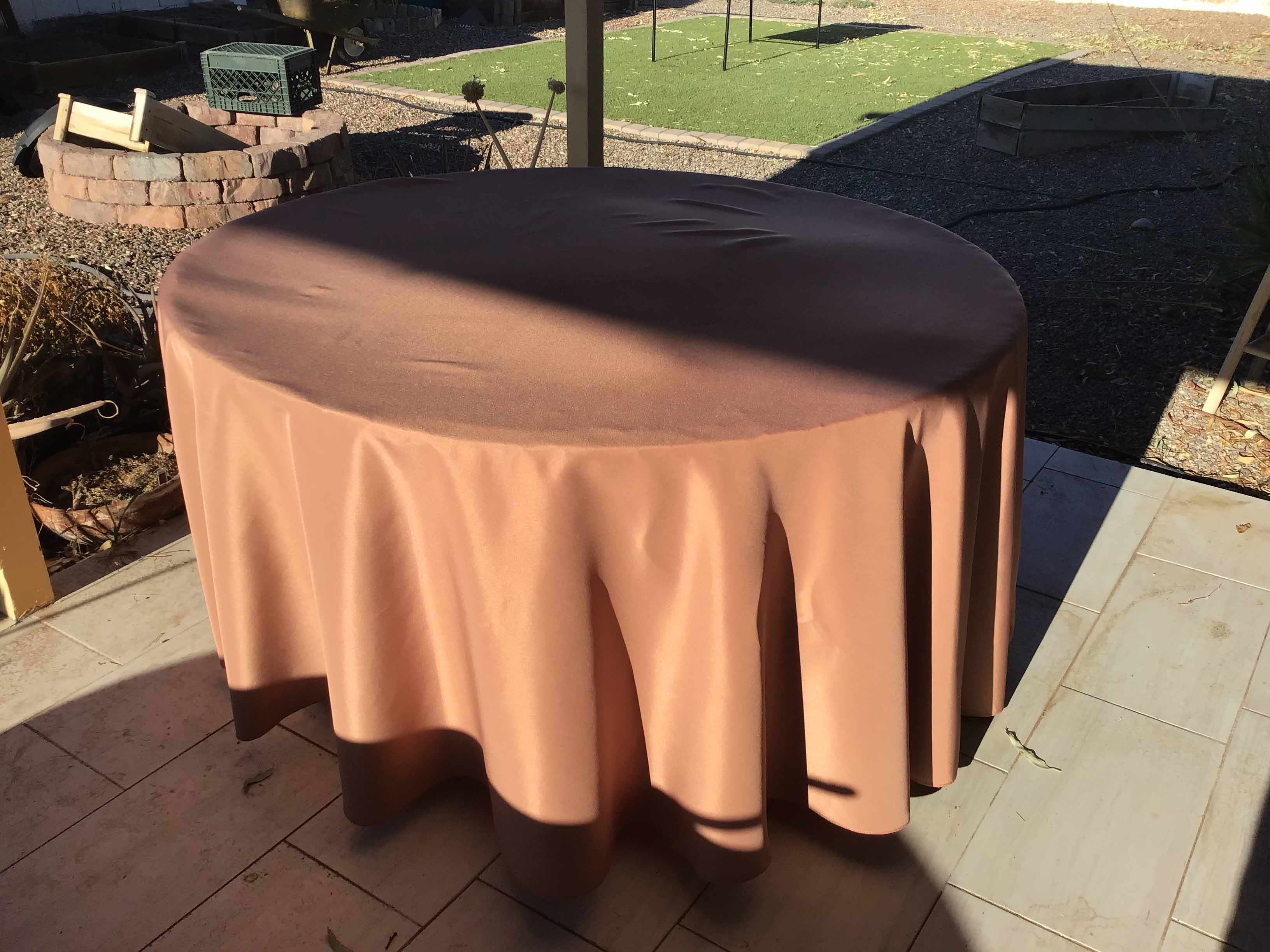 round tablecloths (latte rose) - 120