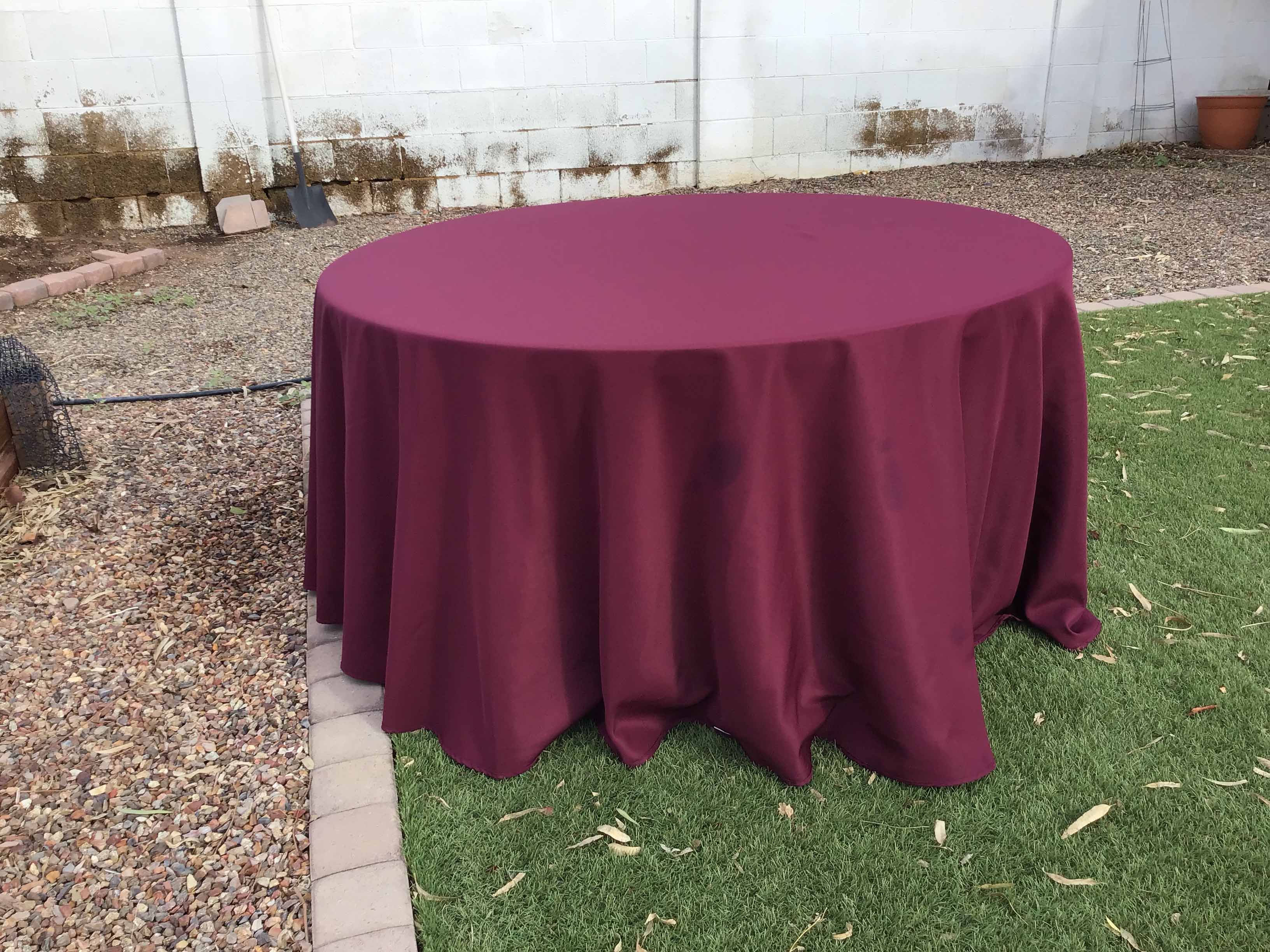 round tablecloths (cabernet) - 120