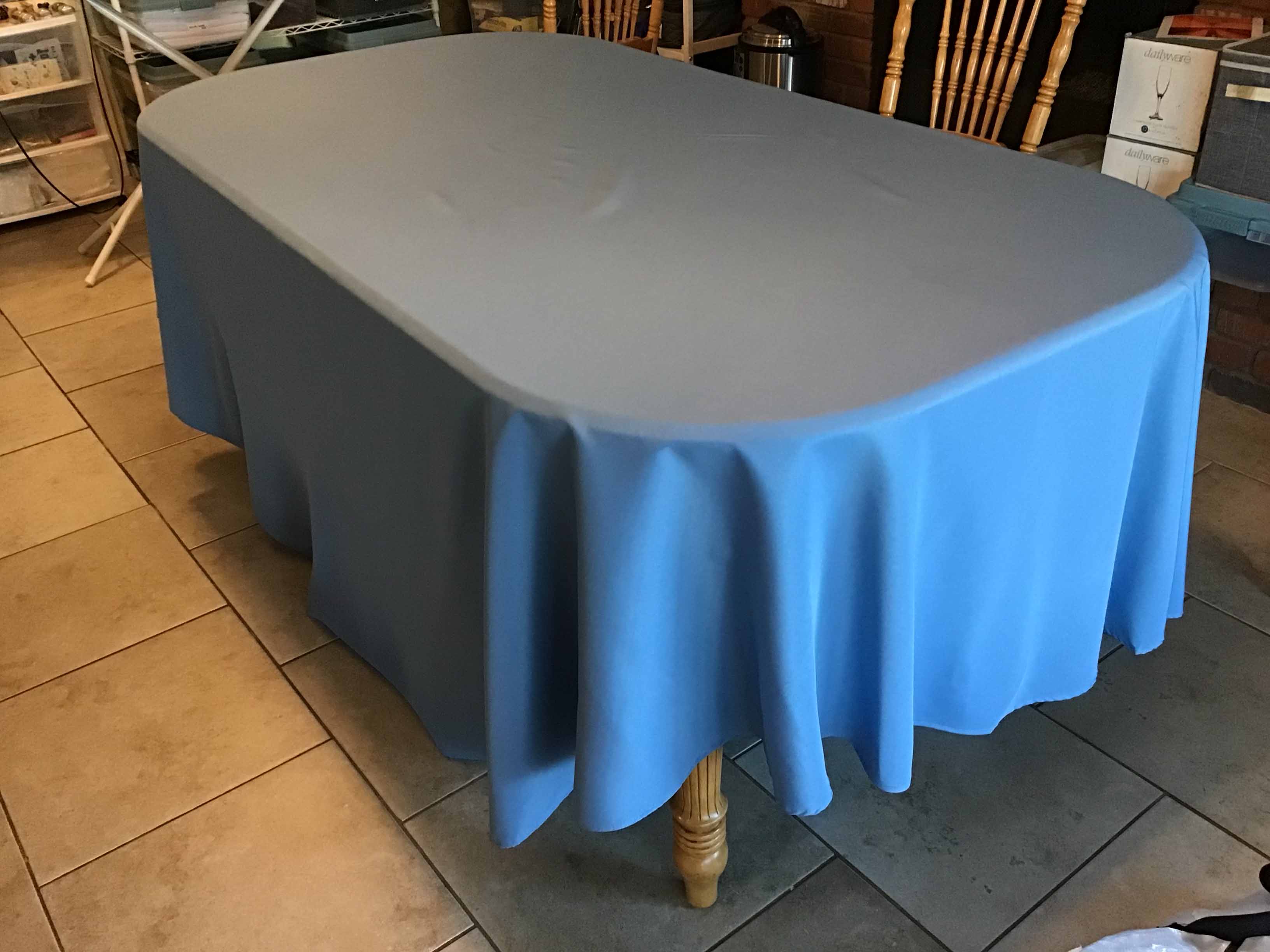 round tablecloths (steele blue) - 120