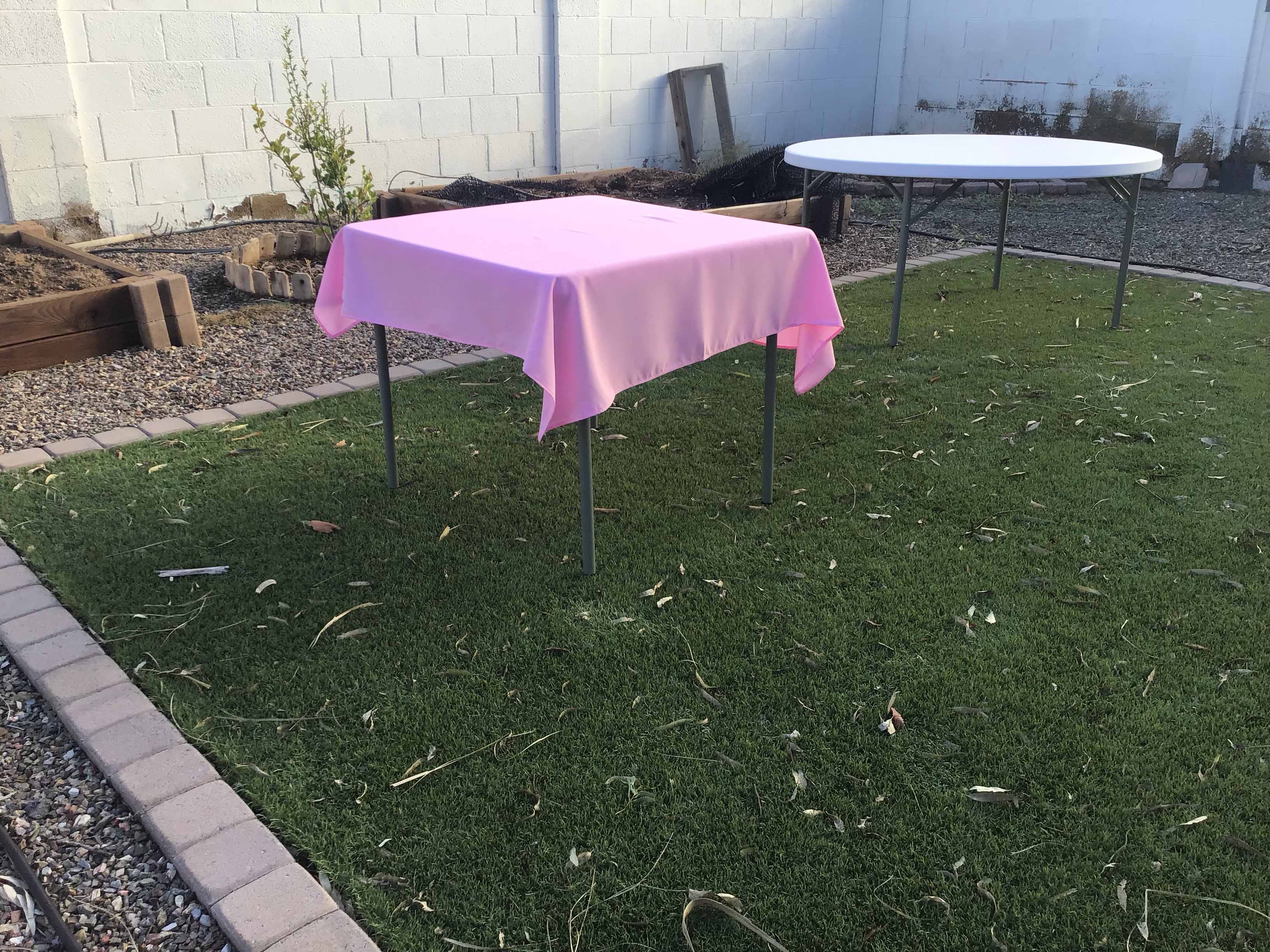 square tablecloths (pink) - 54