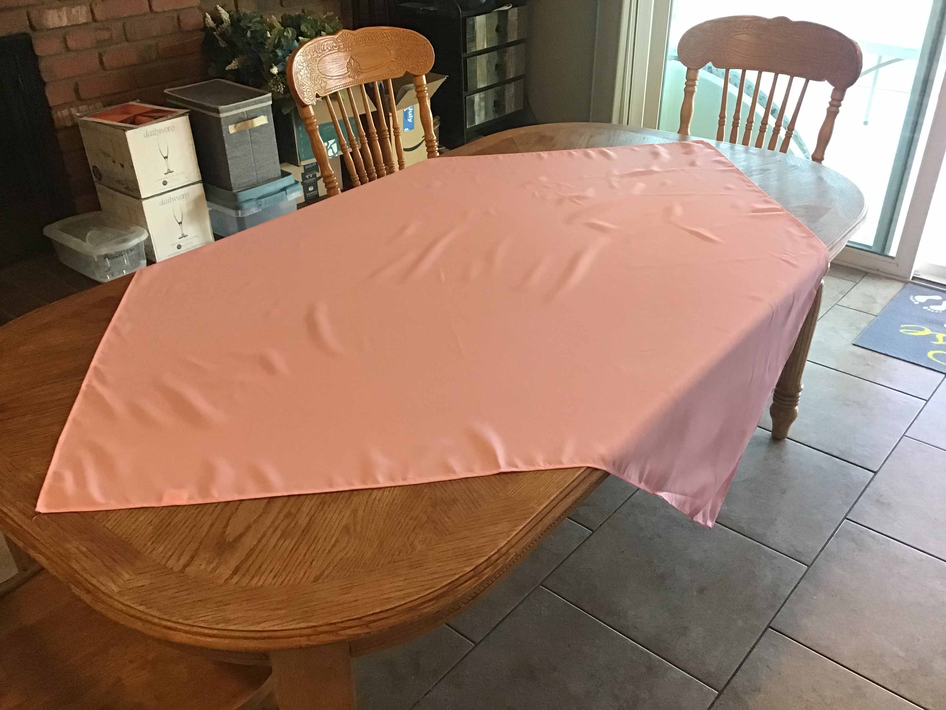 square tablecloths (pink) - 54