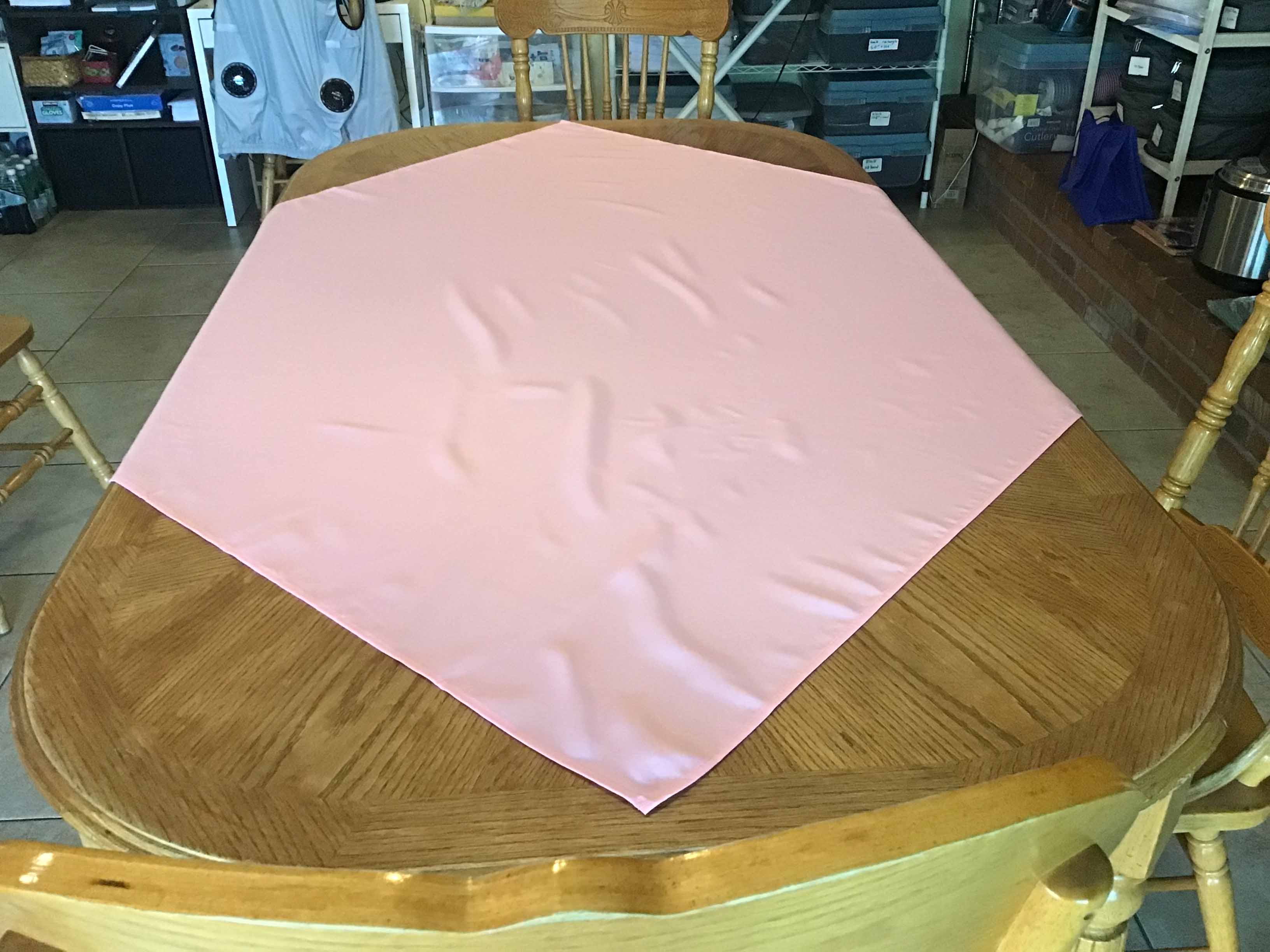 square tablecloths (pink) - 54