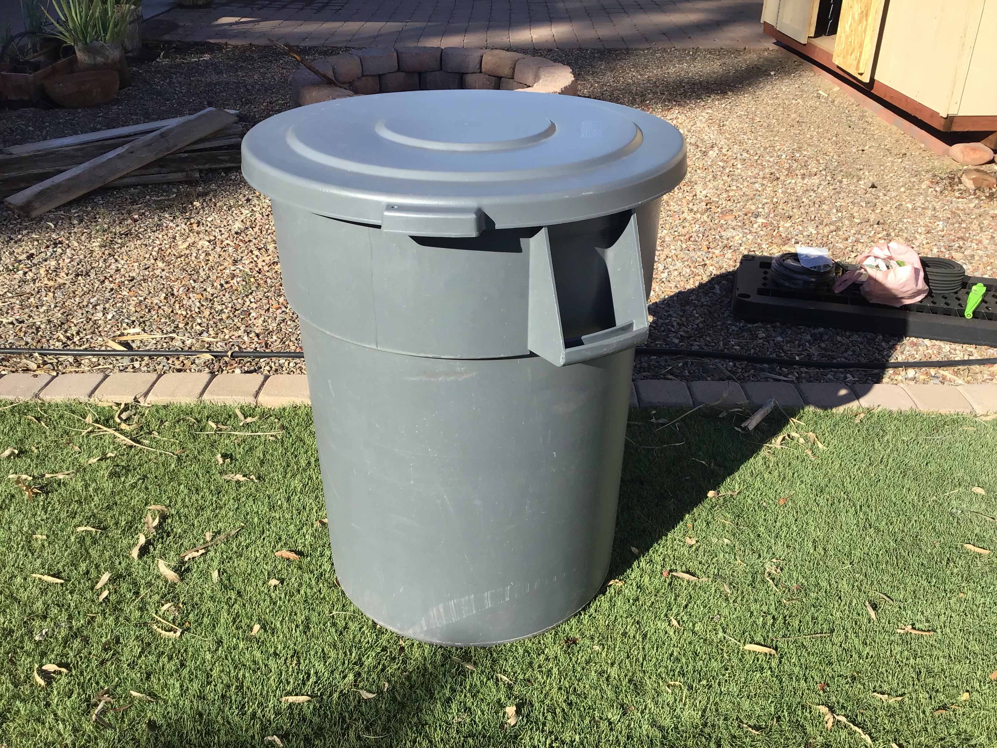 lid for 55-gallon trash can