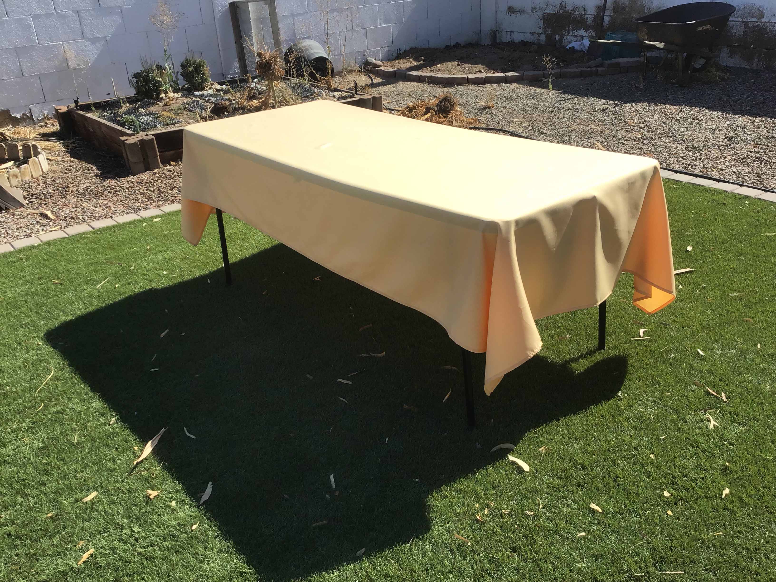 rectangle tablecloths (peach) - 60 x 102