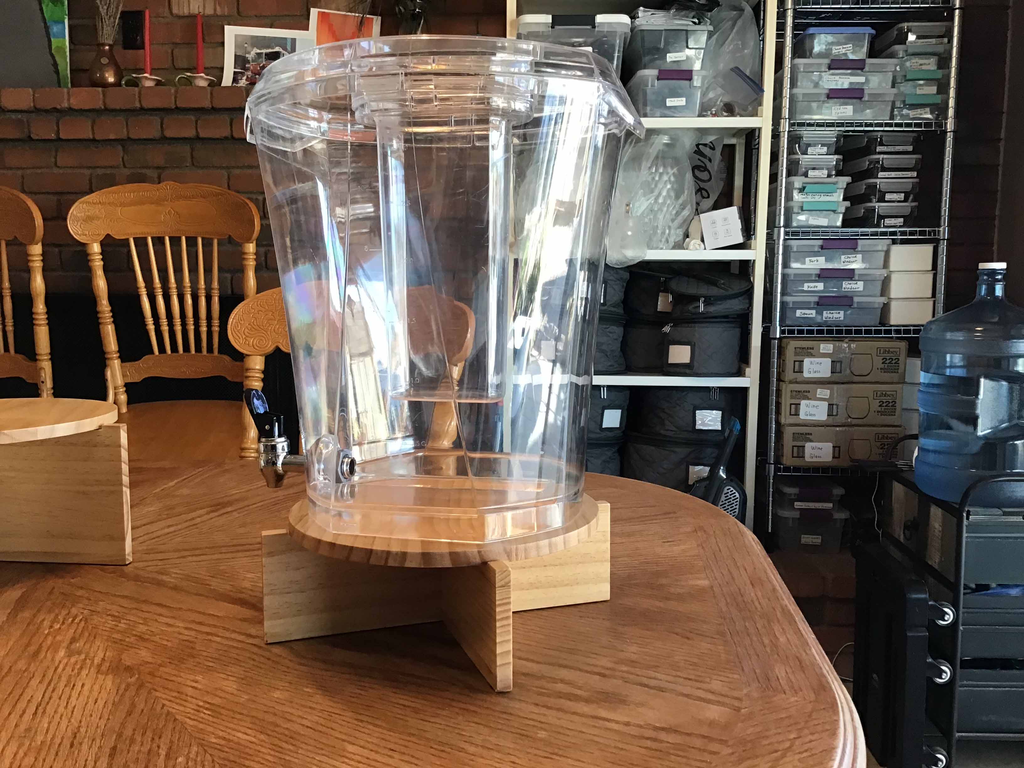 3.5 gallon beverage dispenser with ice core (acrylic)