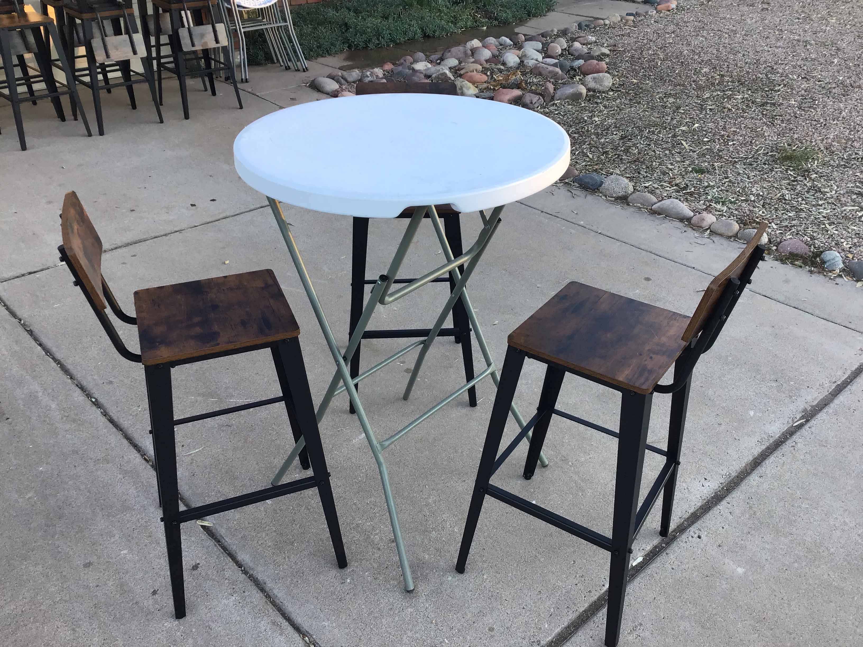 31 inch round pedestal tables