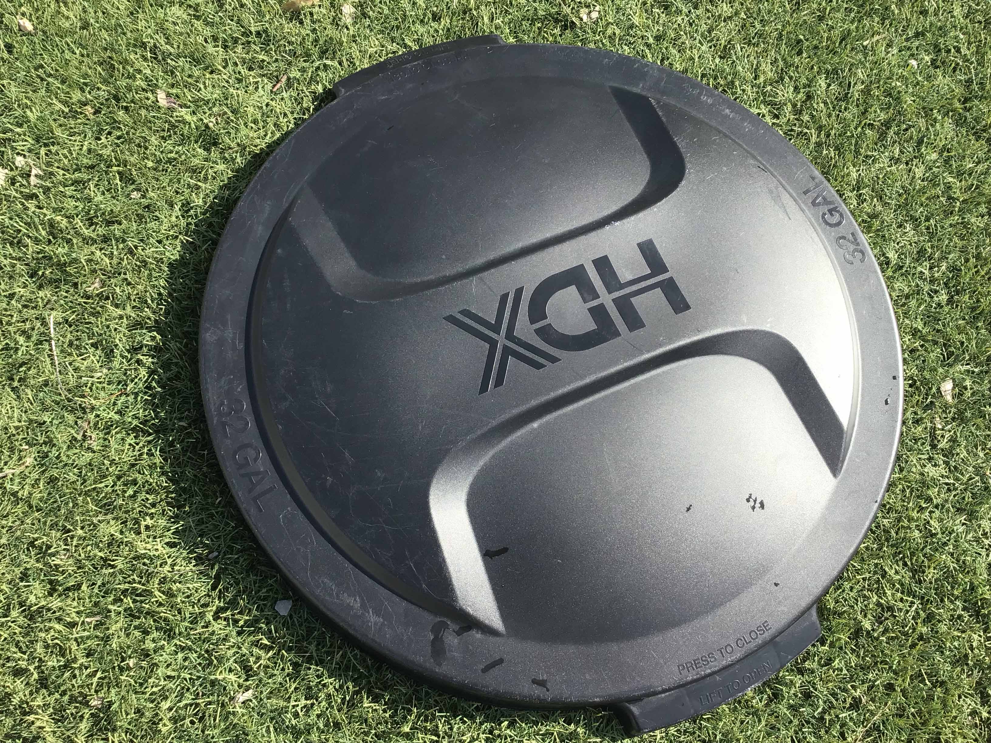 lid for 32-gallon trash can