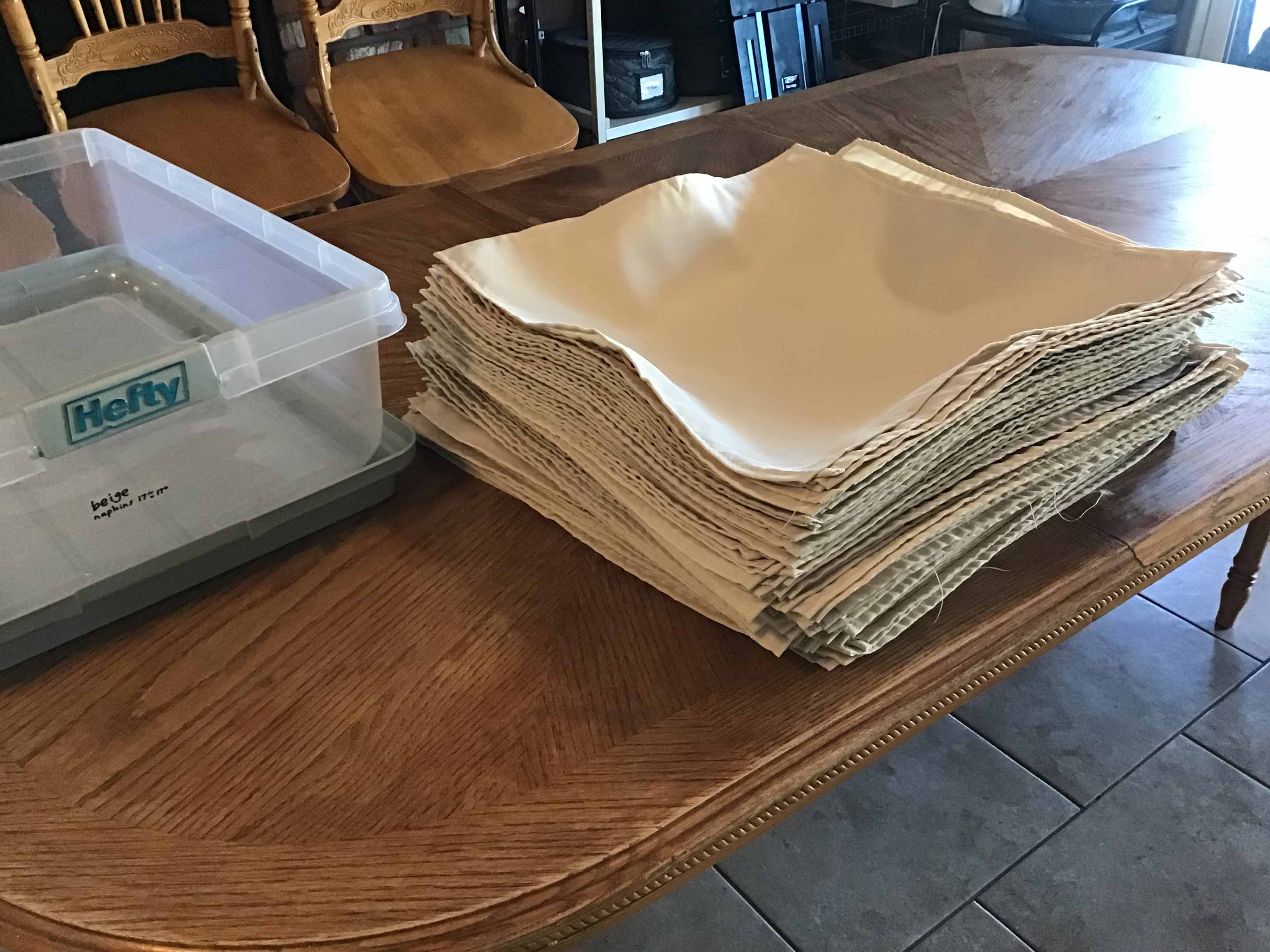 cloth dinner napkins (beige) - 17 x 17