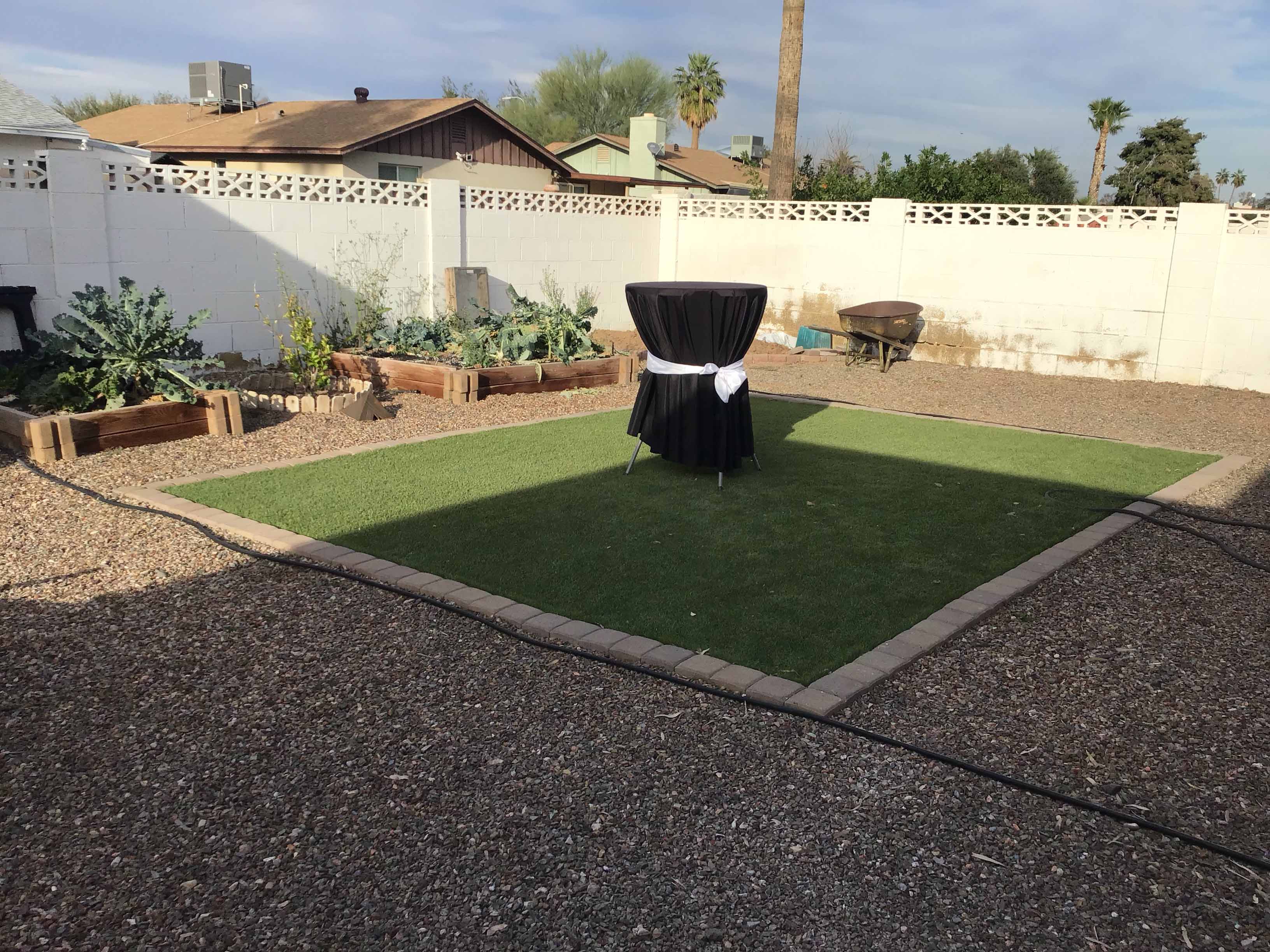 round tablecloths (black) - 108