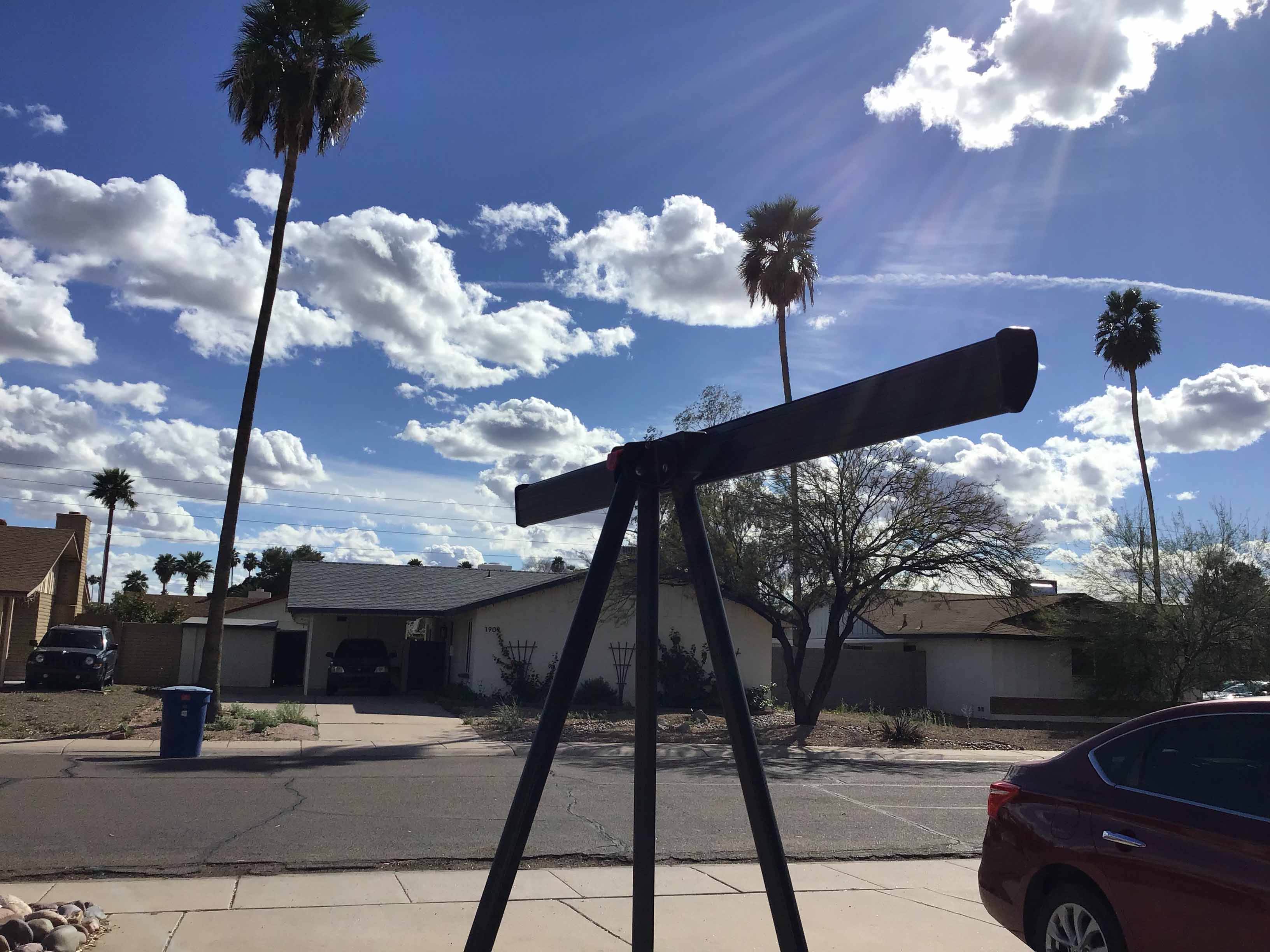 easel with pad retainer (black aluminum) - 35 to 65