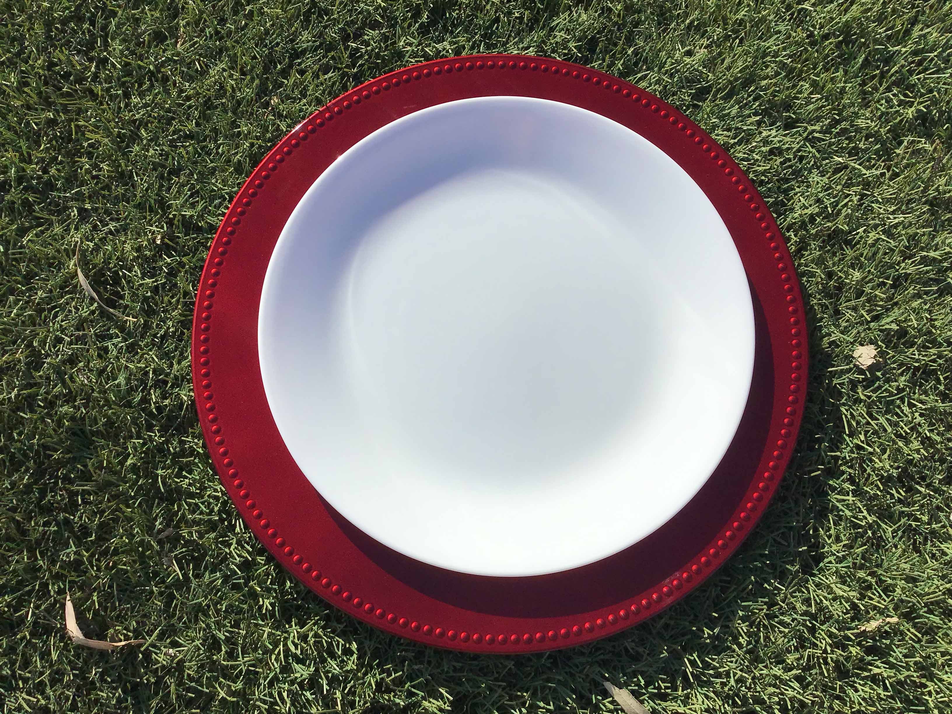 charger plates (red) - 13