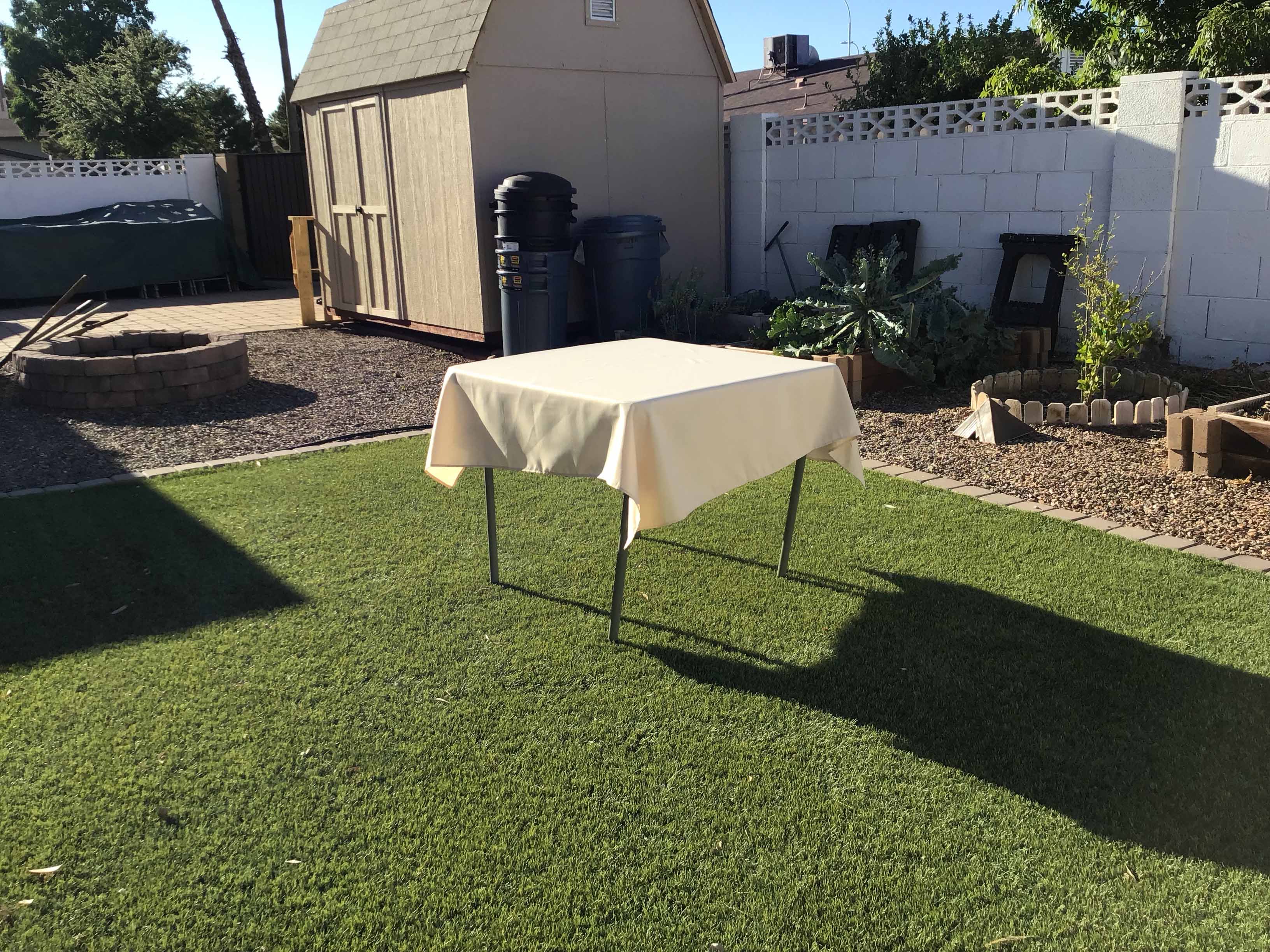 square tablecloths (beige) - 54