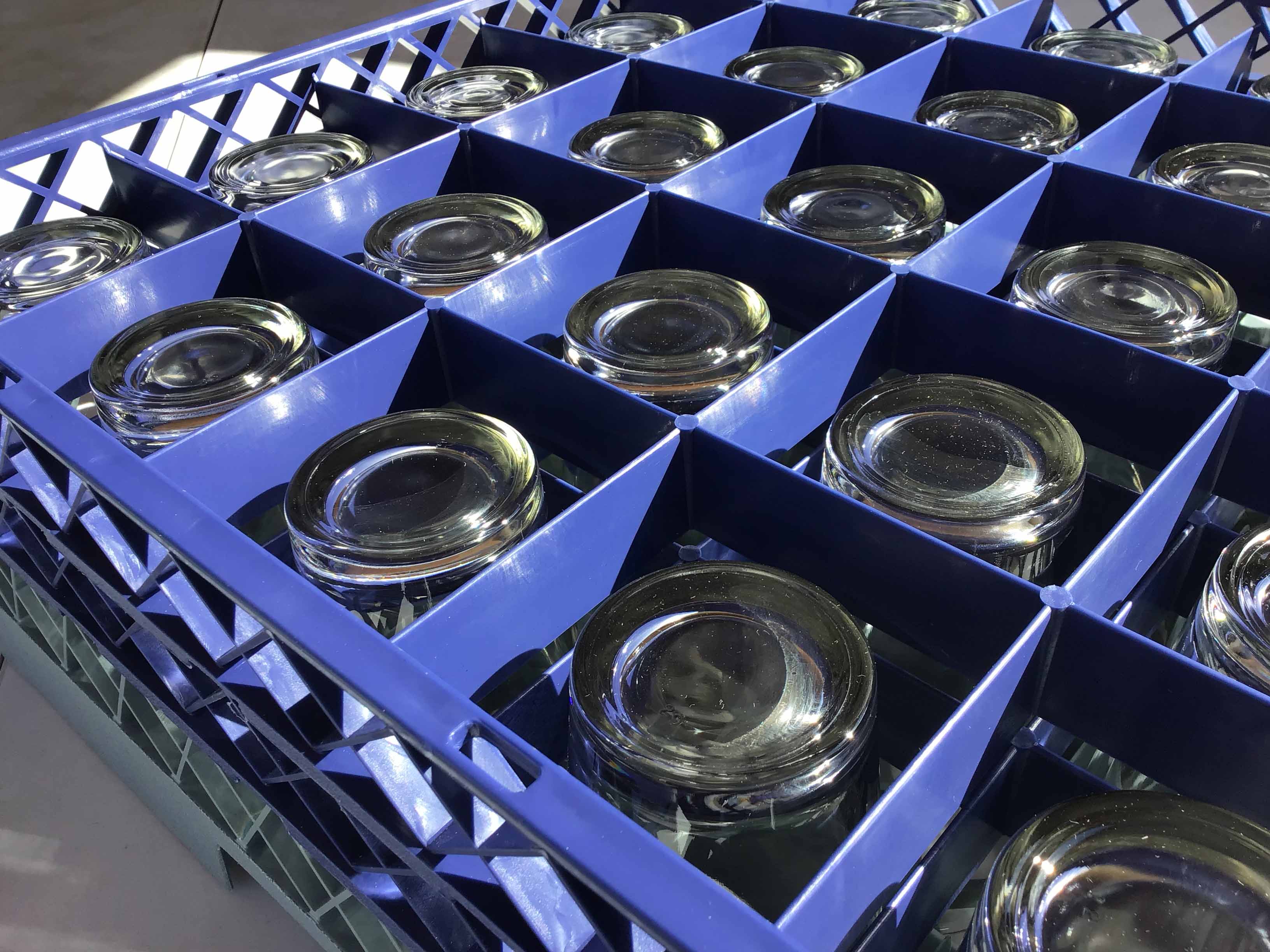 glass racks (25-compartment)