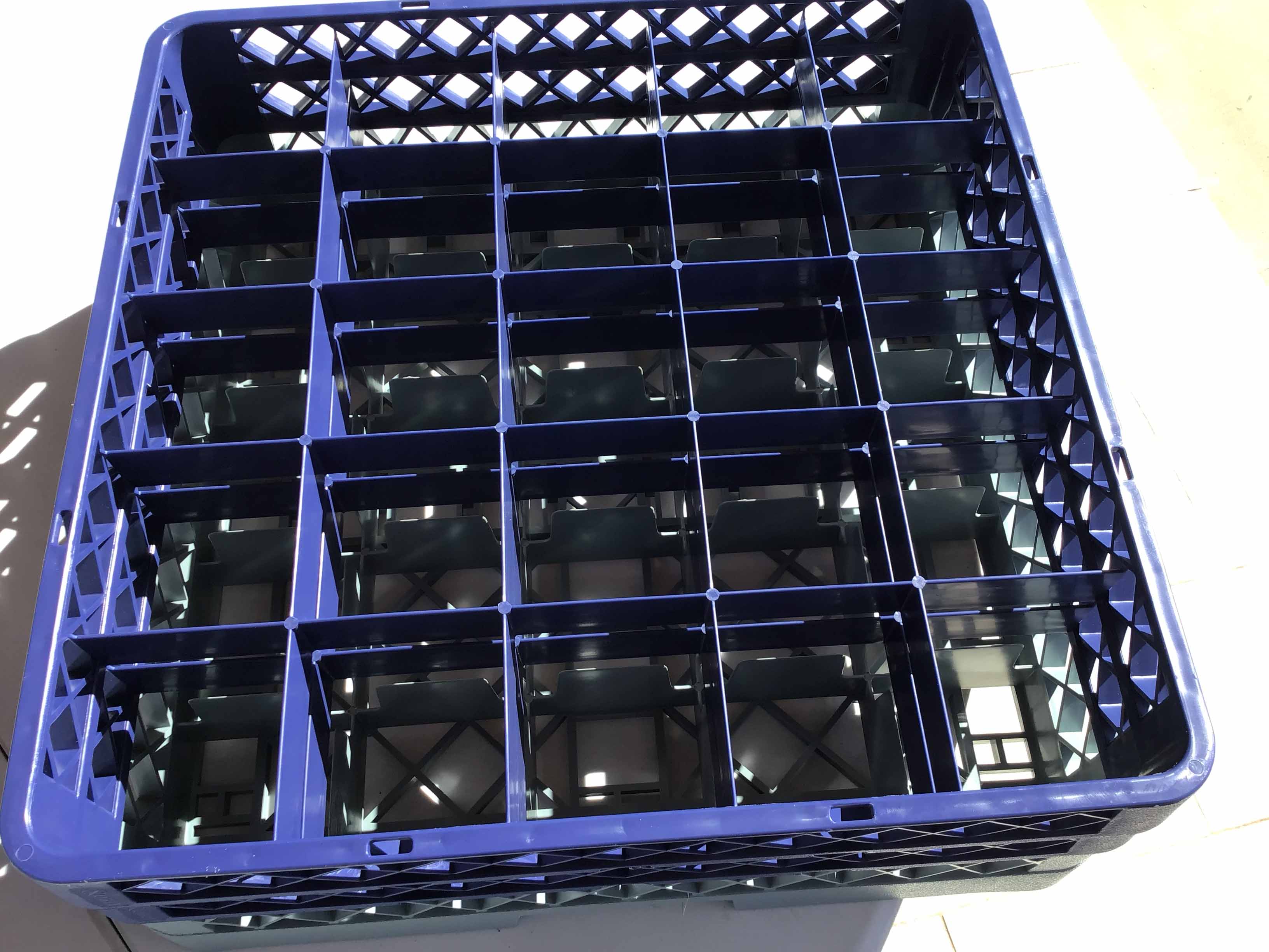 glass racks (25-compartment)